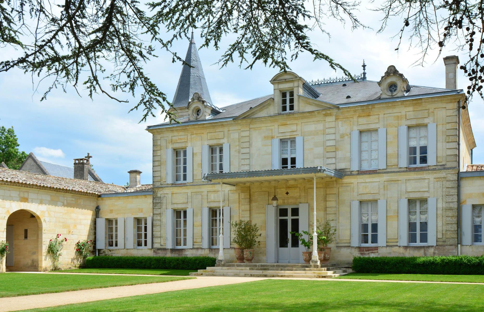 Castillo de cuento de Bernard Arnault, Burdeos, Francia