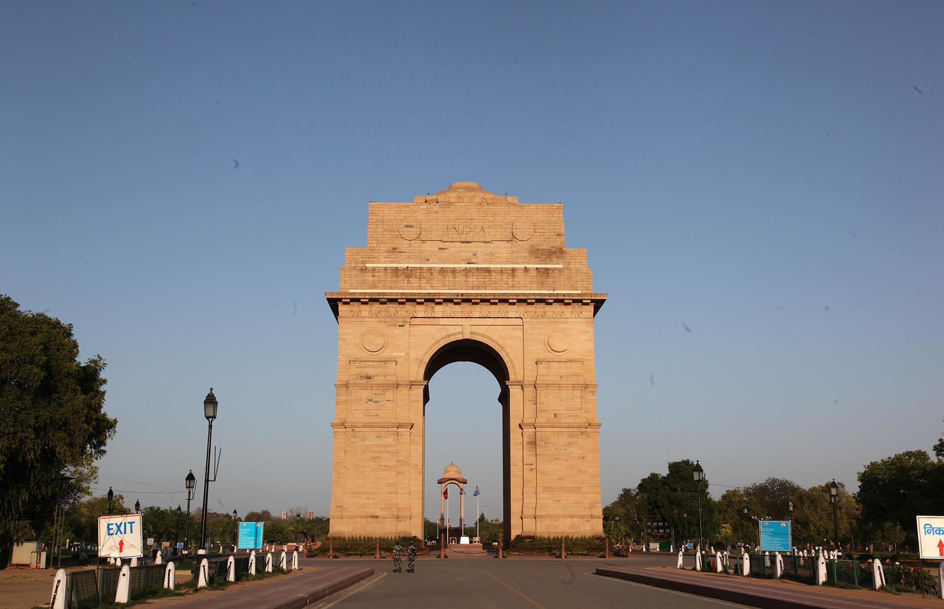 Air pollution reduces in New Delhi, India