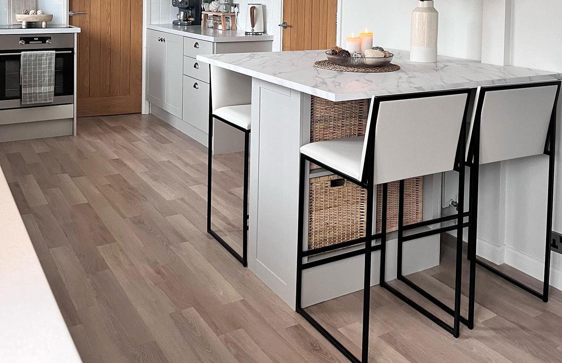 Include a KALLAX breakfast bar