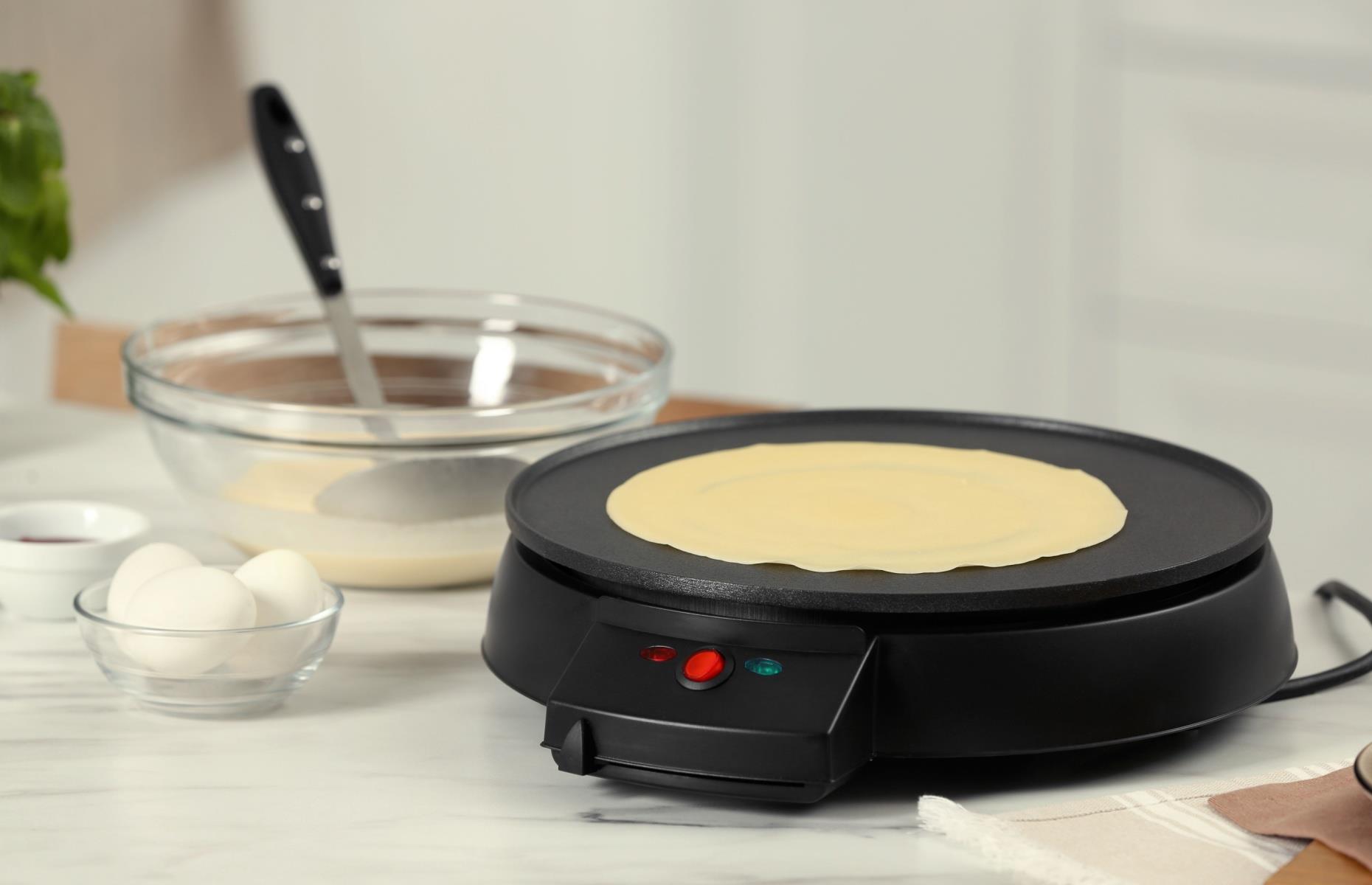 15. Crêpe maker