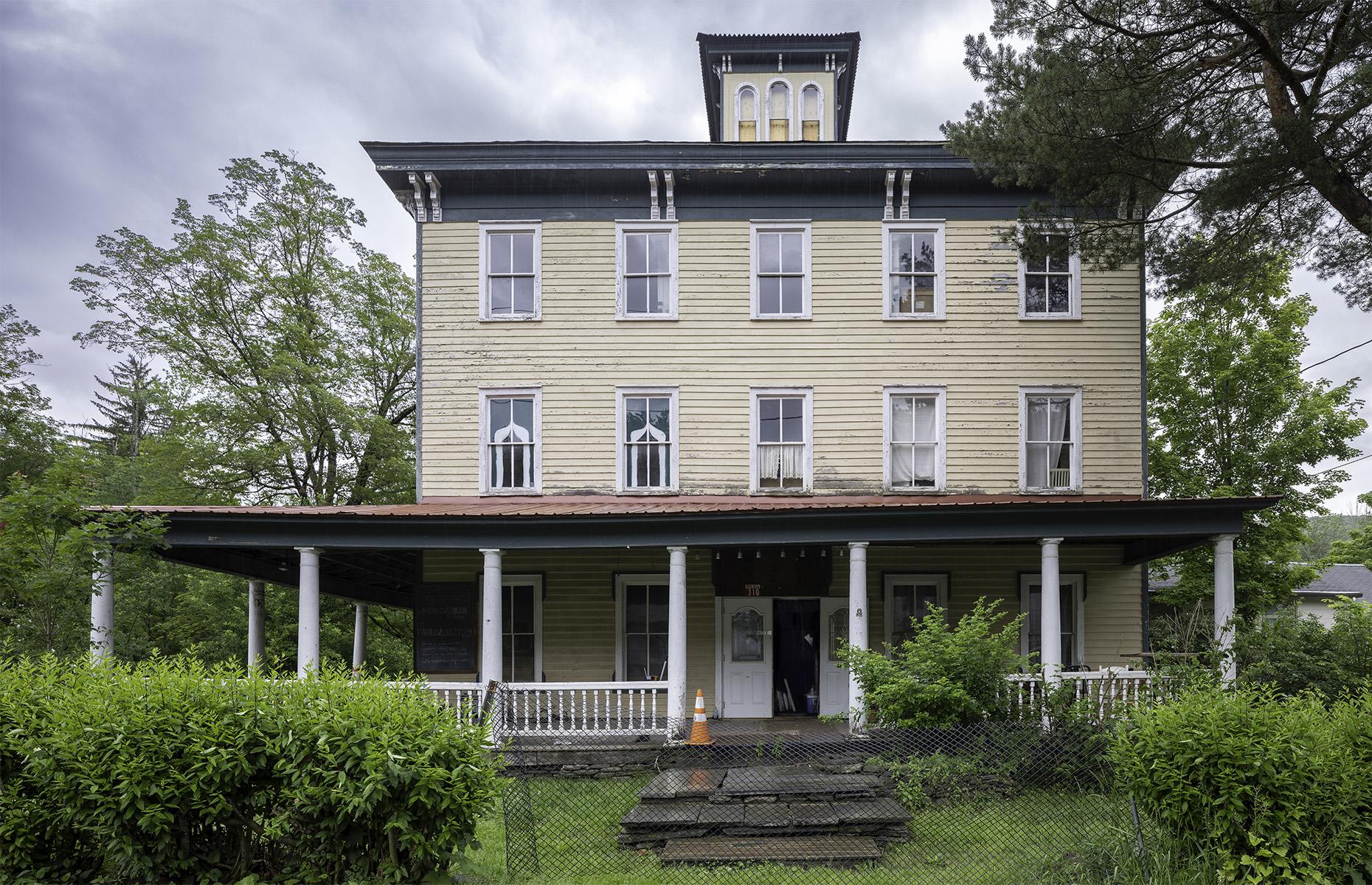 The Wellington, Pine Hill, New York