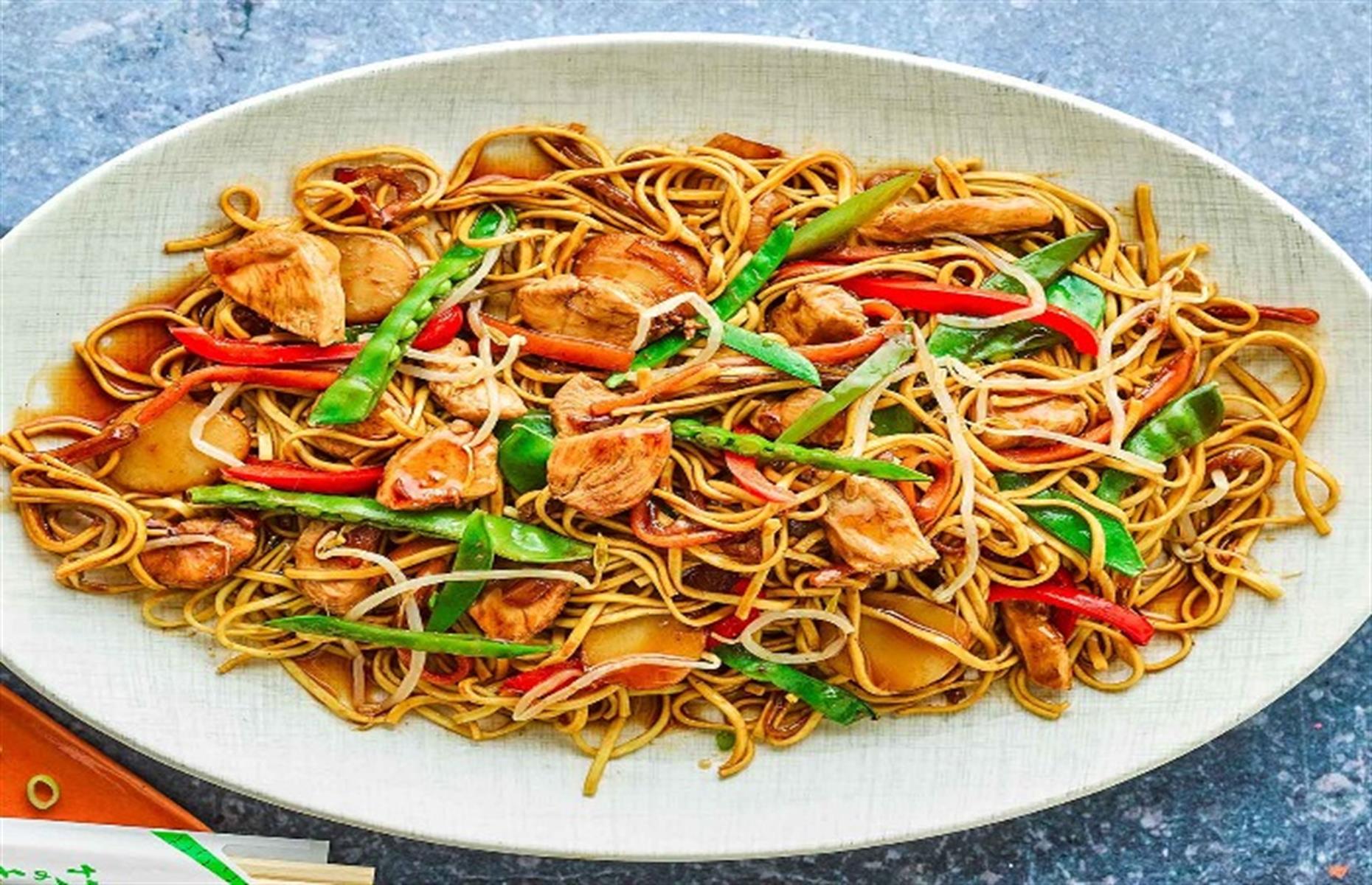 45. Chicken chow mein