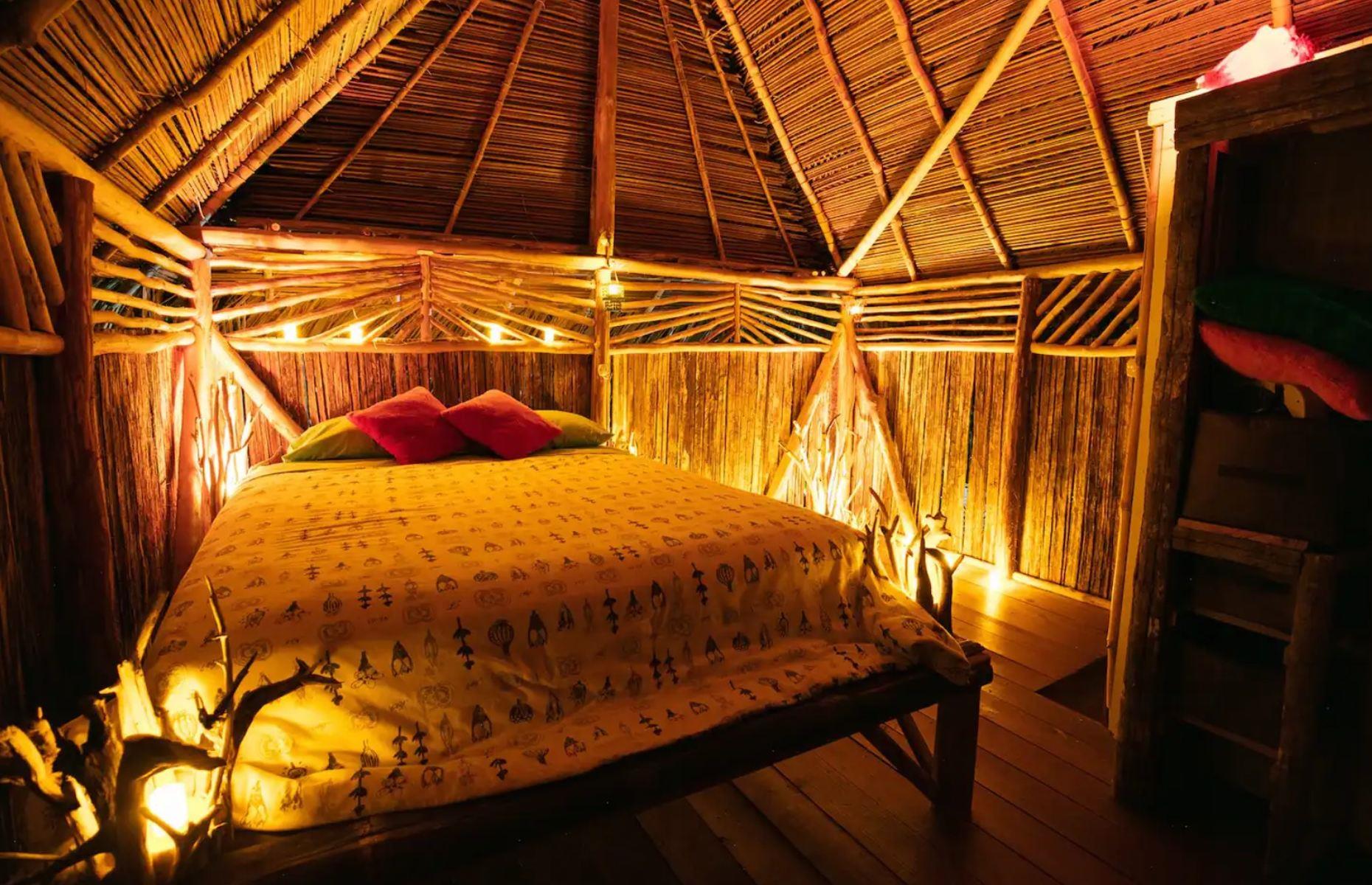 Honeymooners Hut, Bocas del Toro, Panama