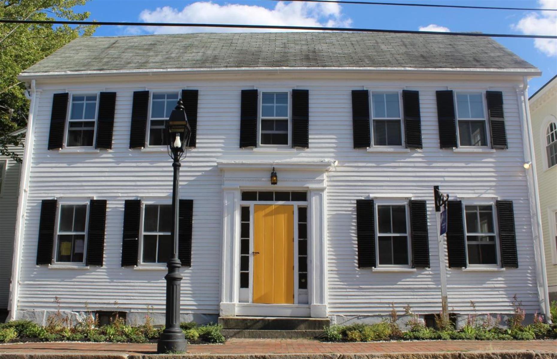 New Hampshire: The Sailmaker's House, Portsmouth