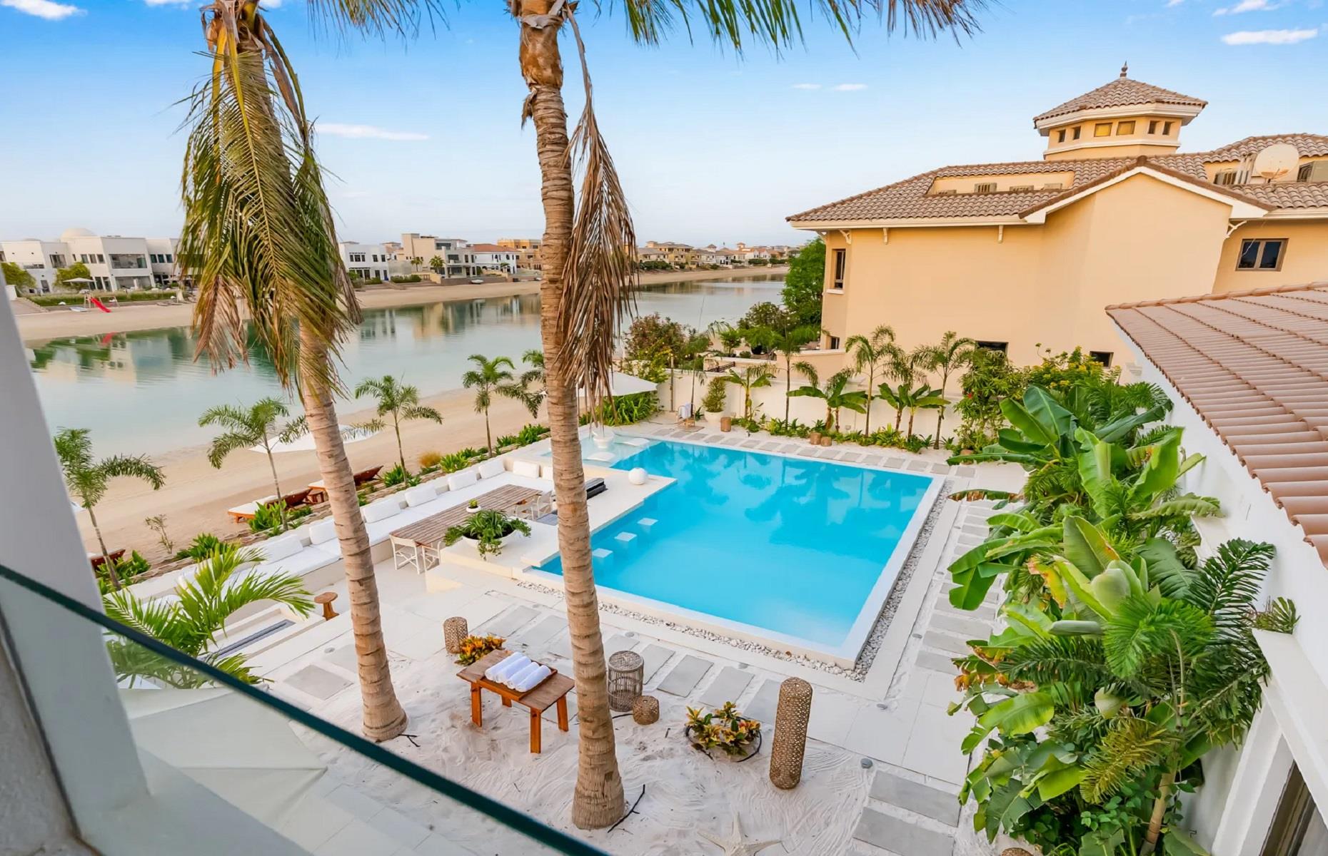 Beachfront villa, Dubai, United Arab Emirates
