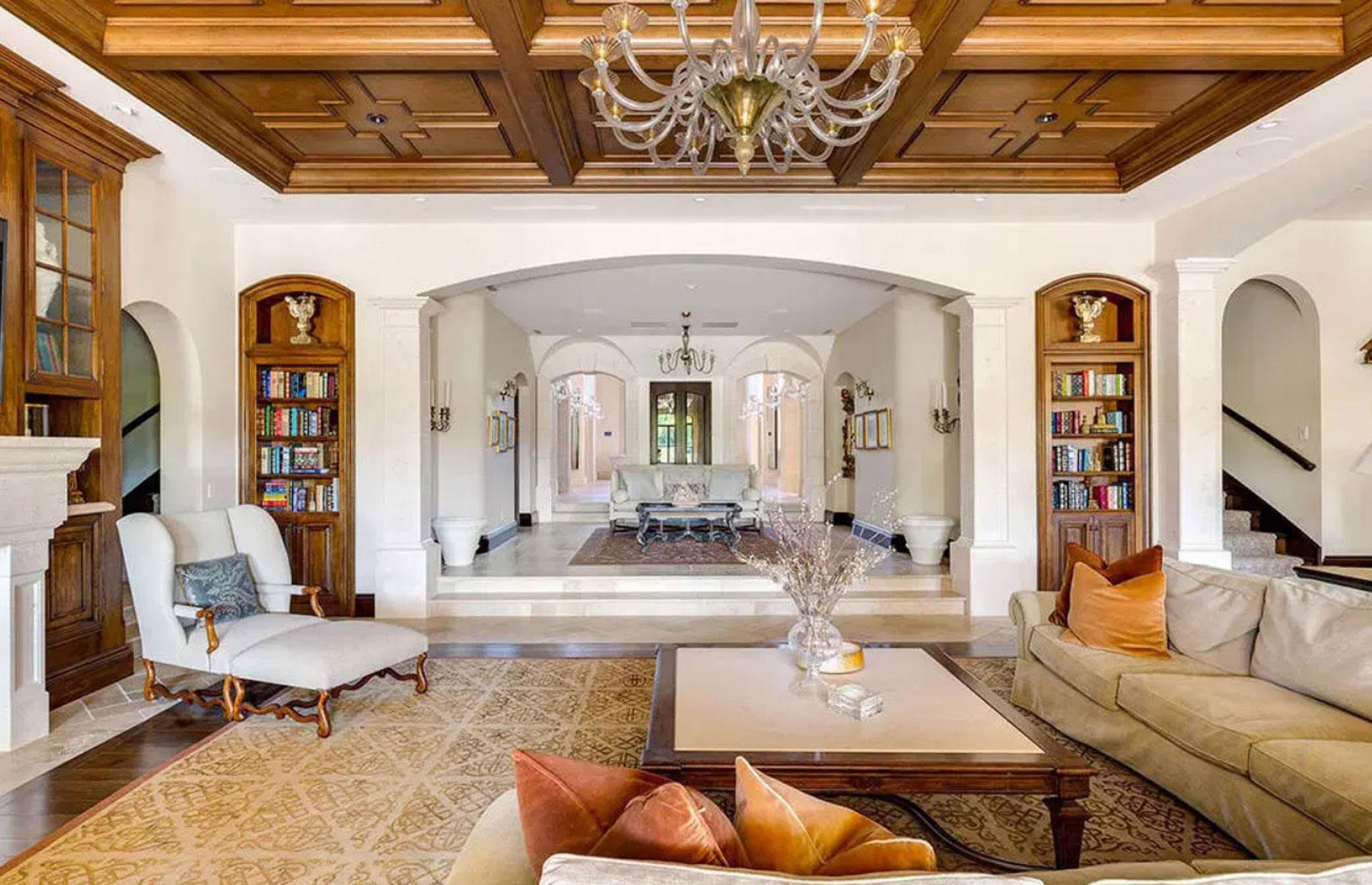 Las Vegas mansion, total cost: £16 million ($20m) 