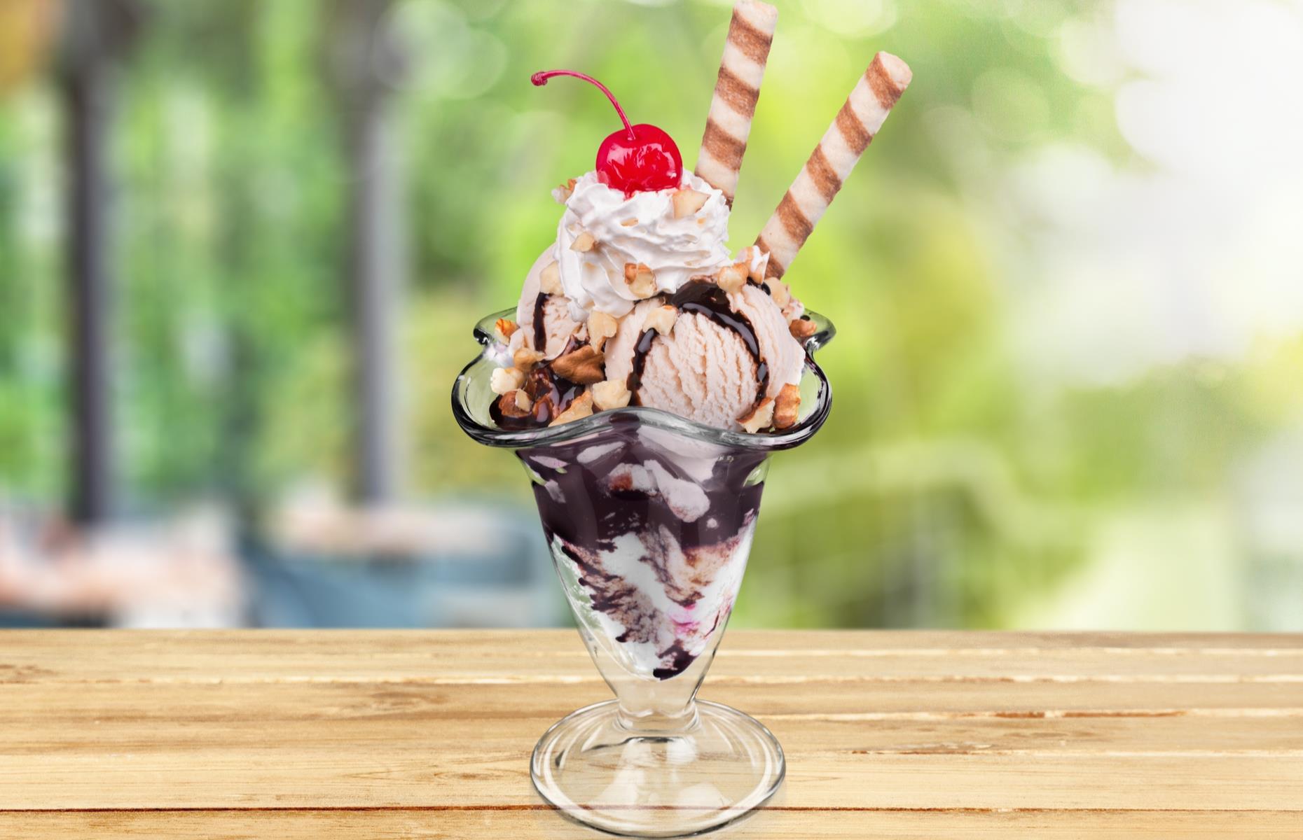 Ice cream sundae