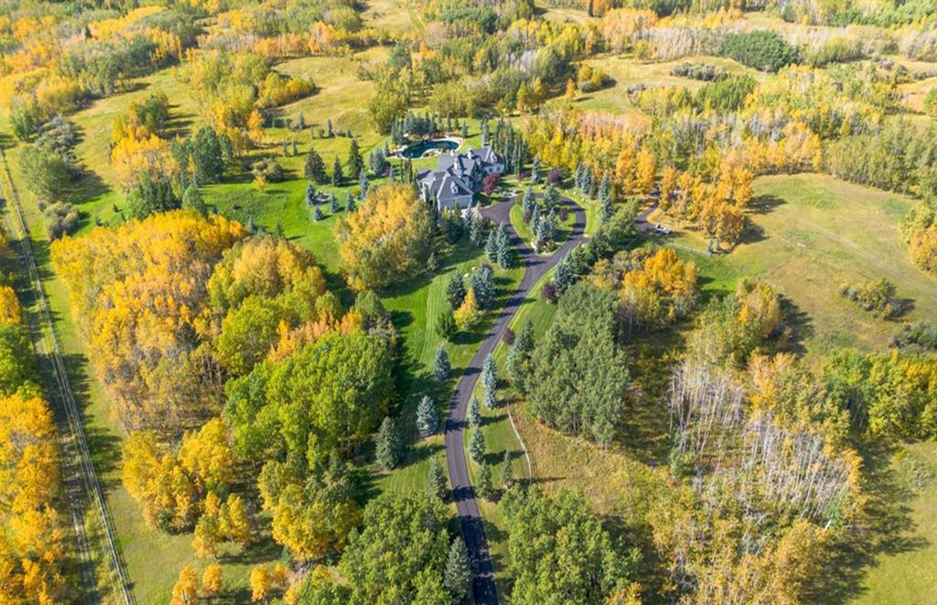 Mirabell Gardens, Calgary, Alberta