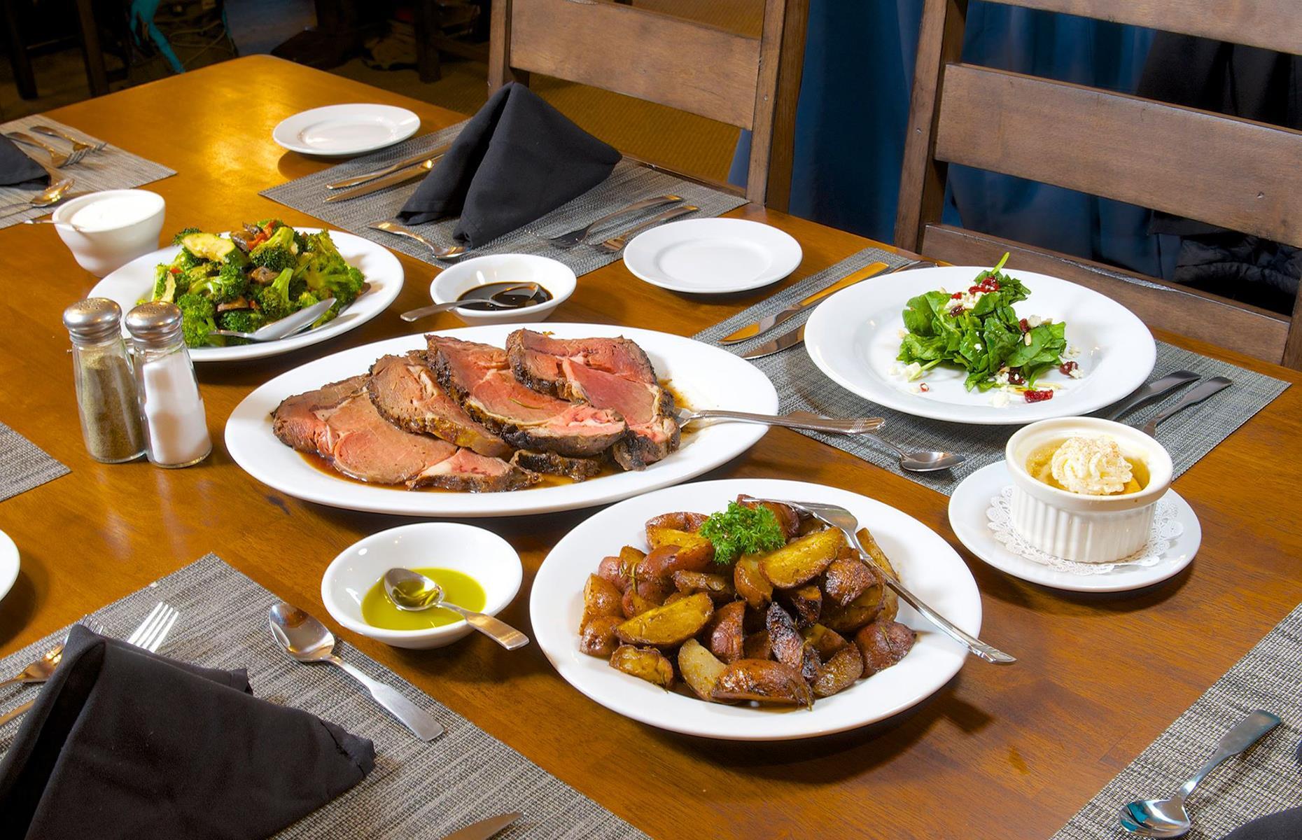 Alaska: The Foraker Dining Room, Talkeetna