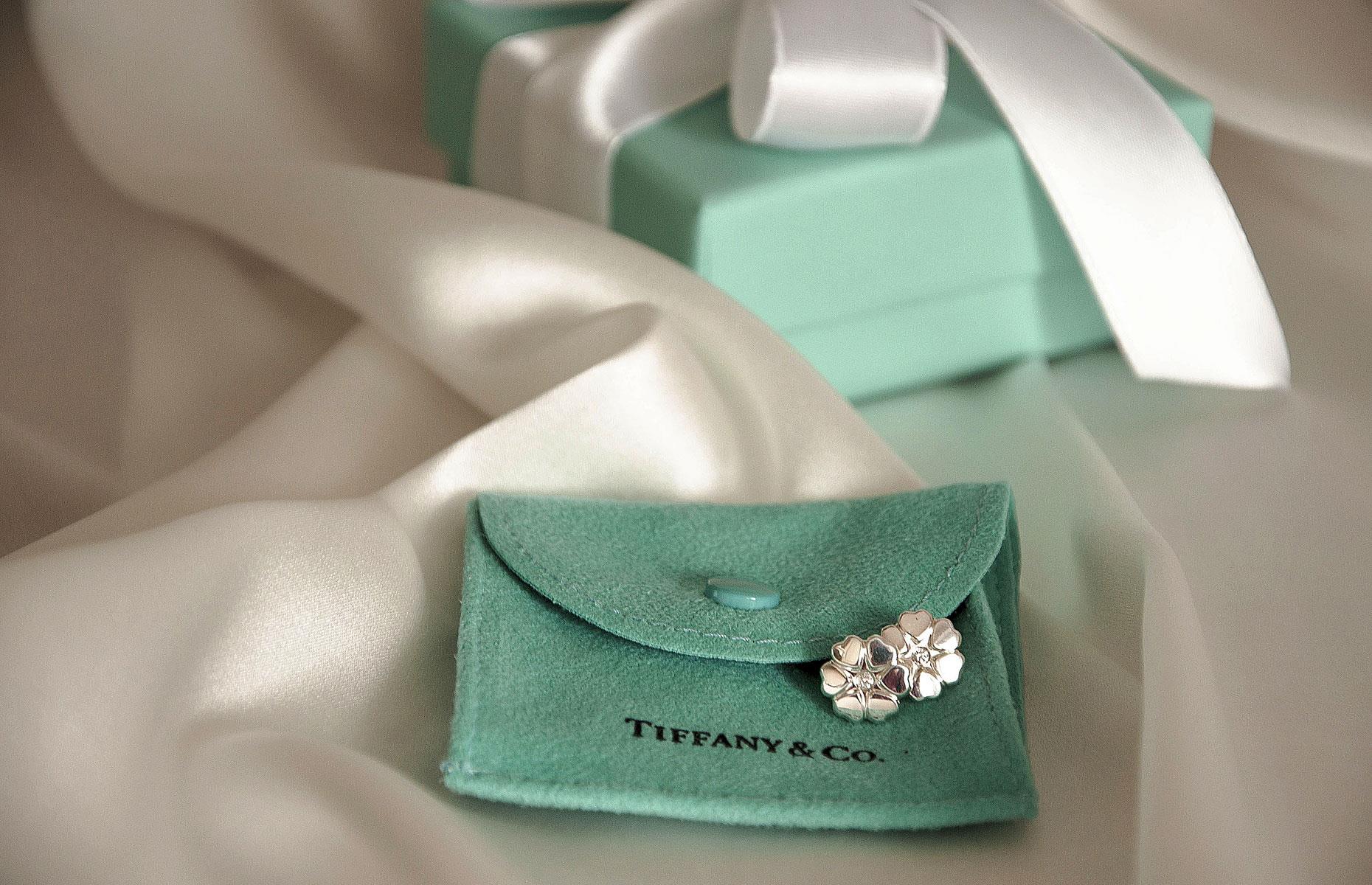 Precious jewelry – 10-year return: 150%