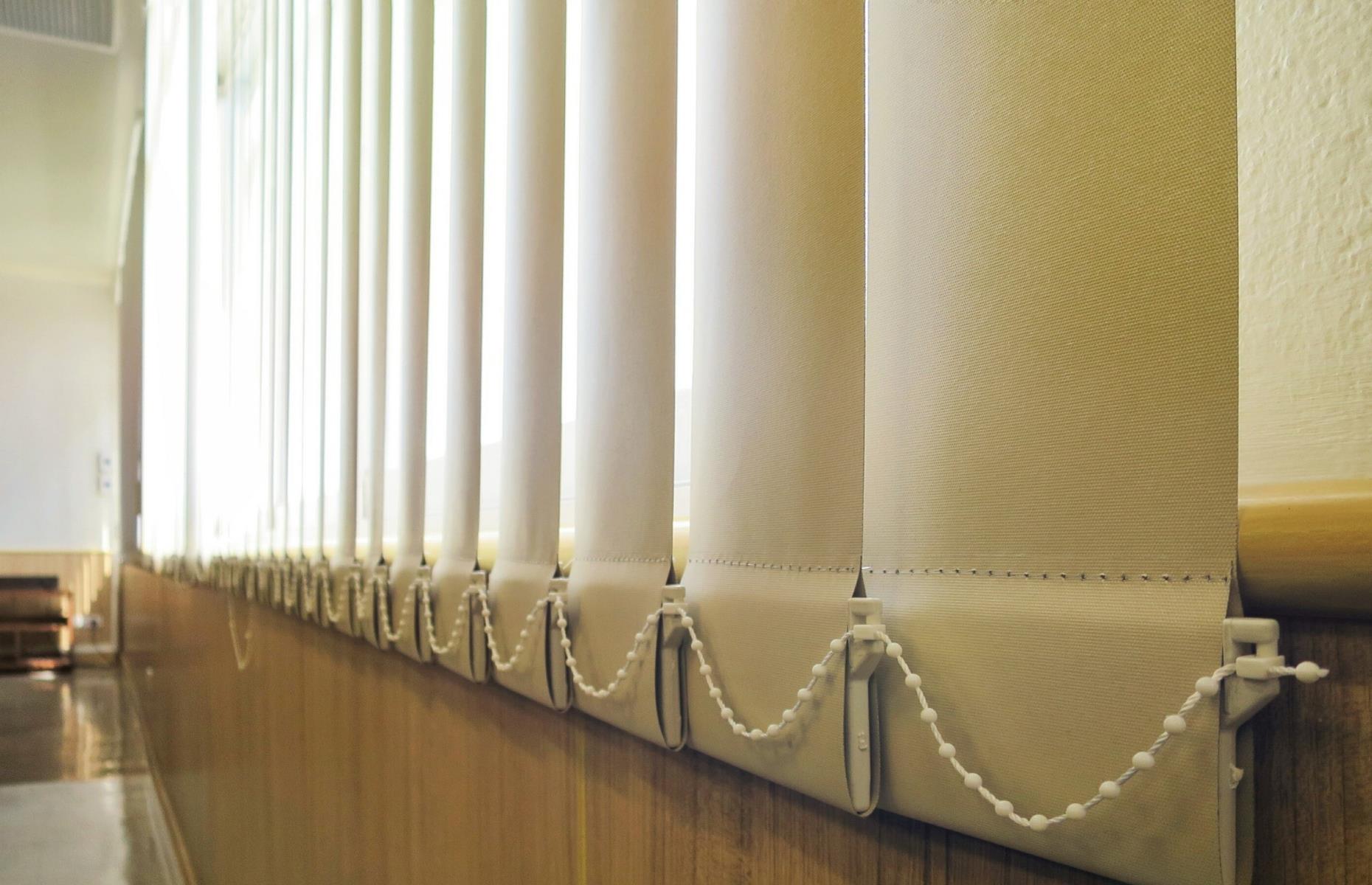 Vertical blinds