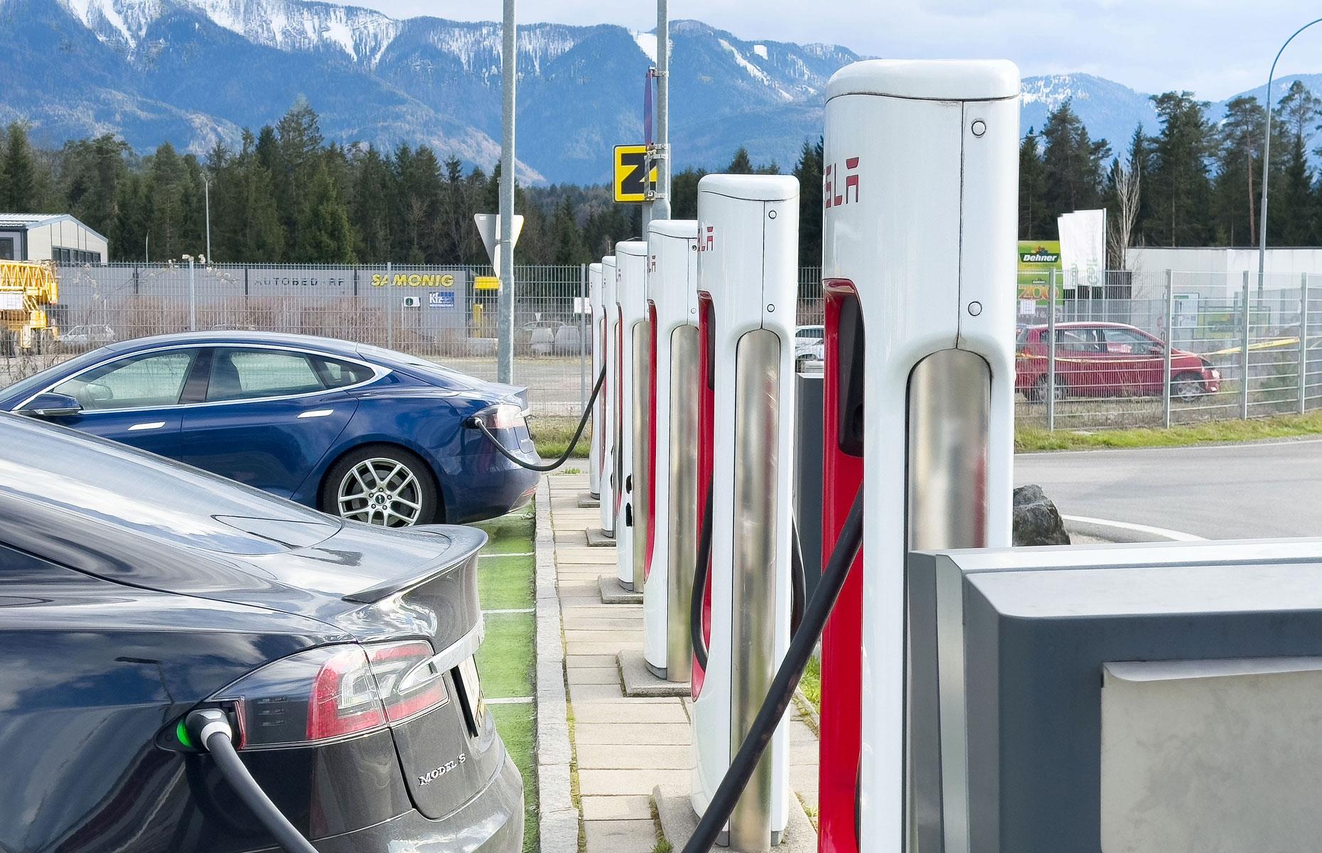 13. Austria, electric cars share: 5.3%