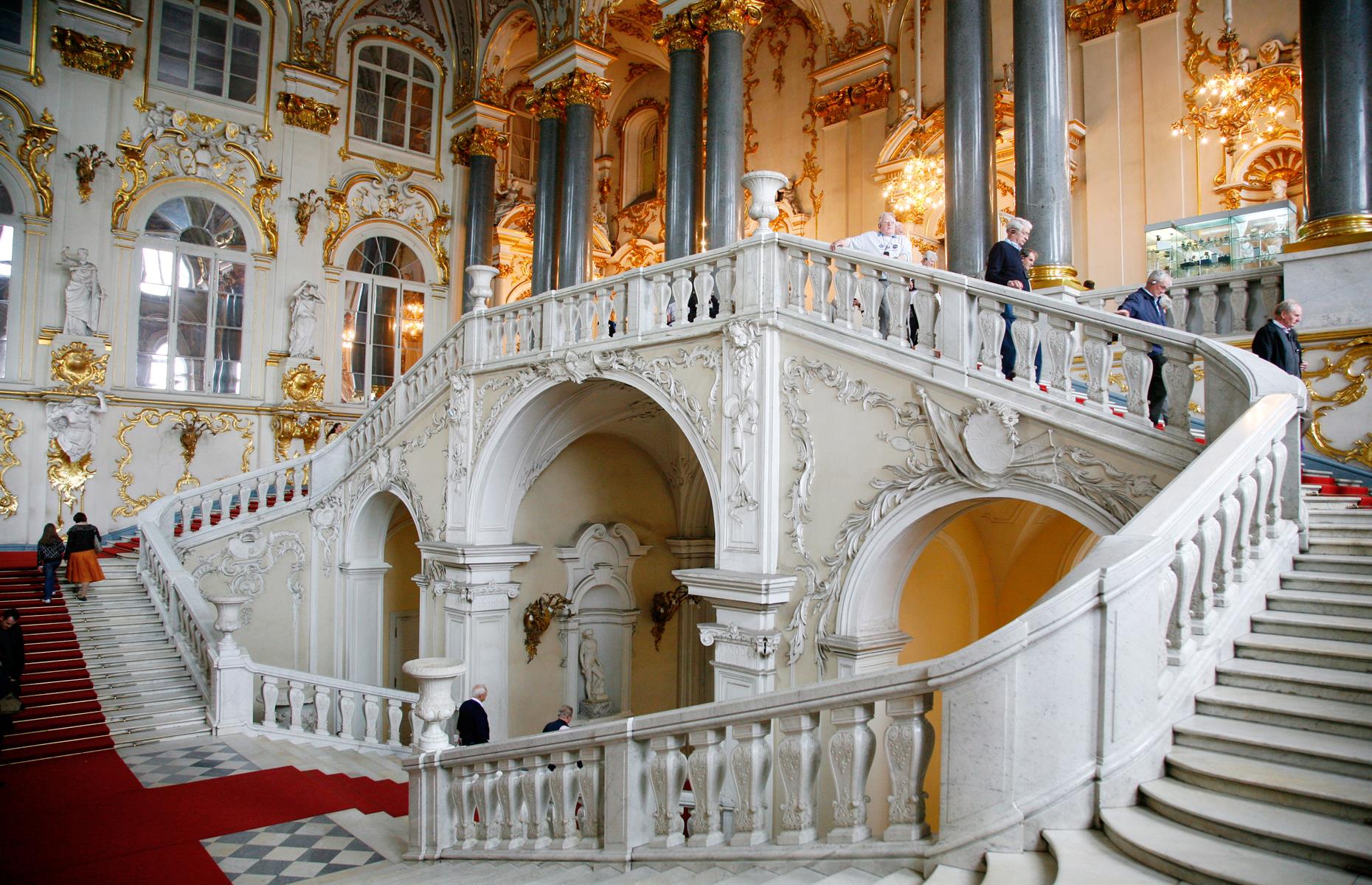 Der Winterpalast: Die kaiserliche Residenz der Romanows