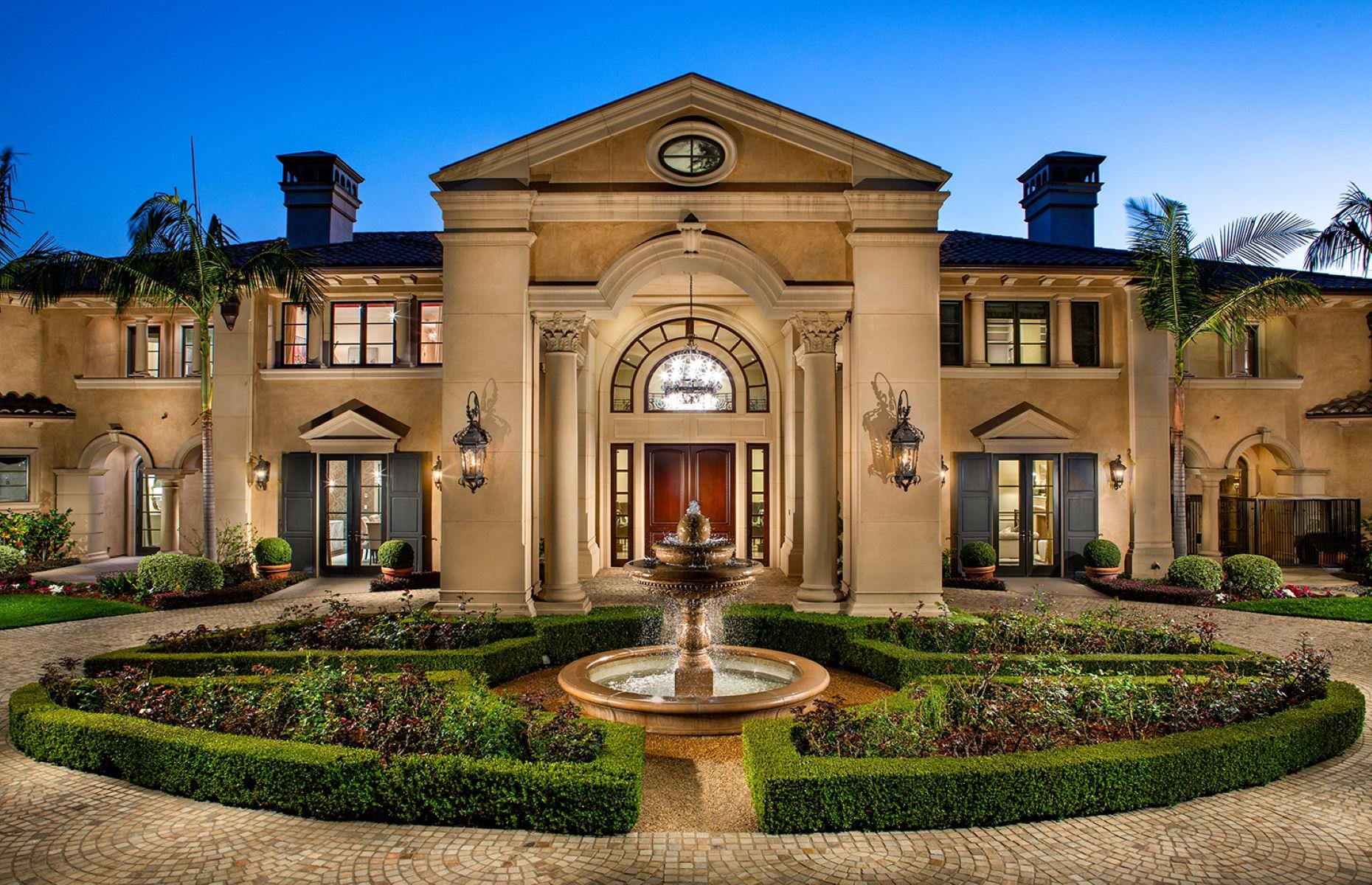 In-N-Out Burger mansion: a magnificent trophy home