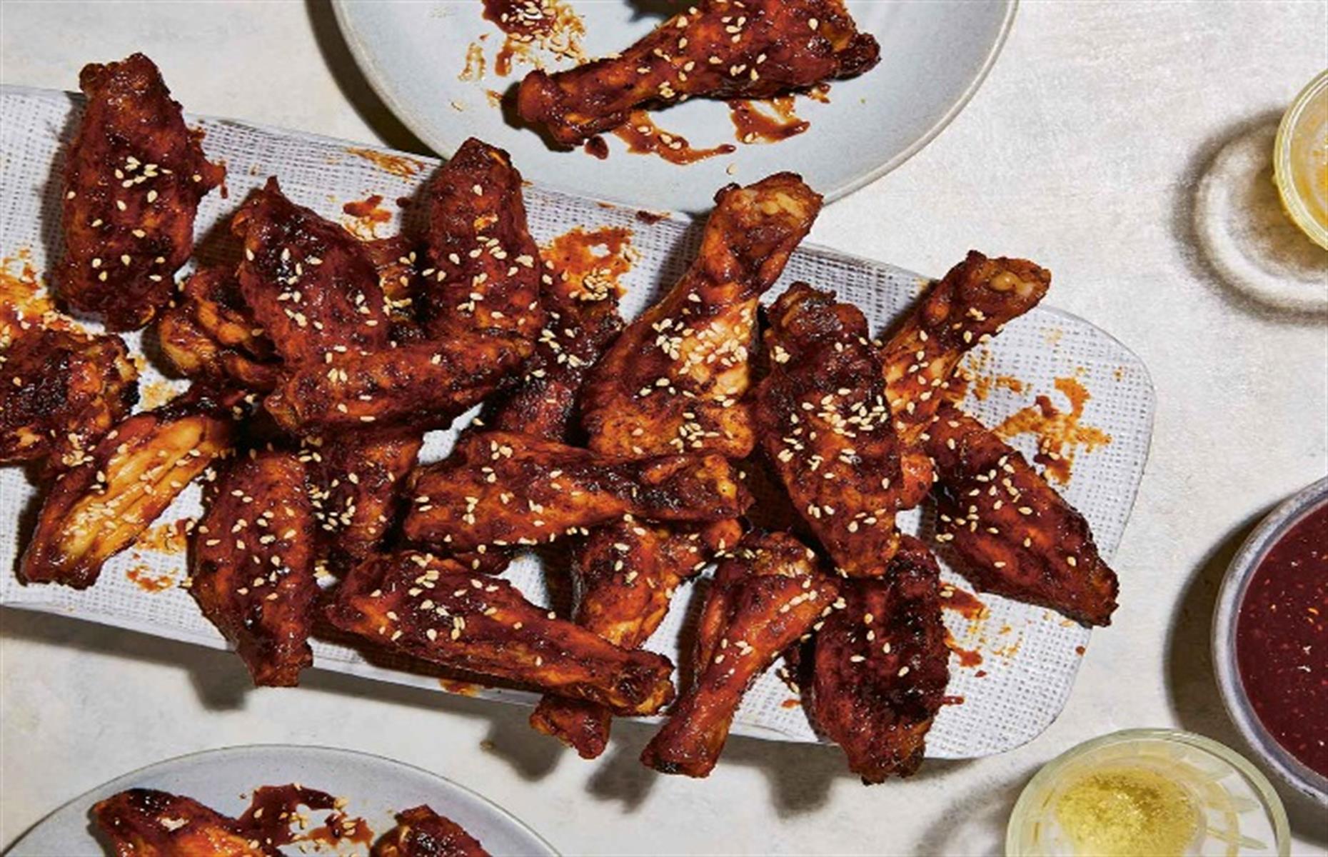 Crispy, sticky chicken wings