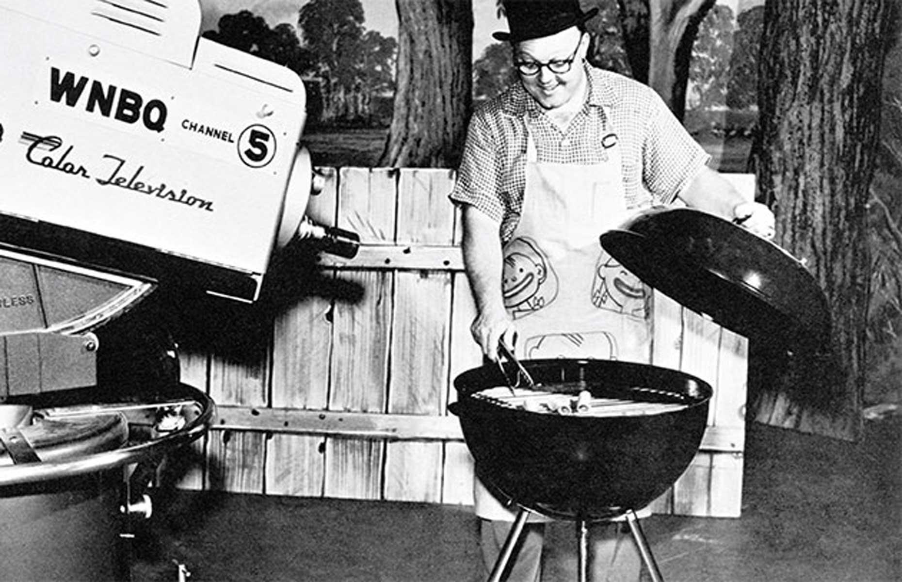 1952: kettle grill