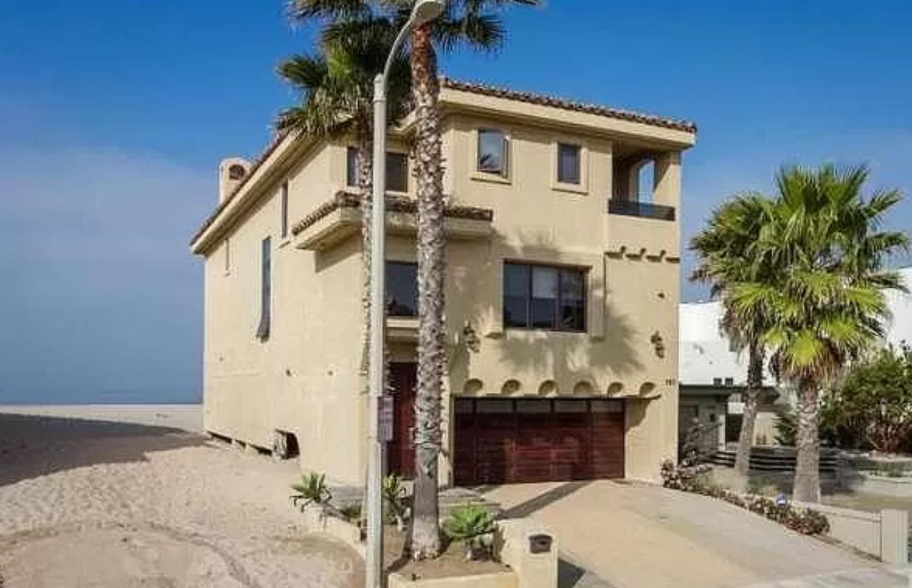 Dave Grohl's beachside home