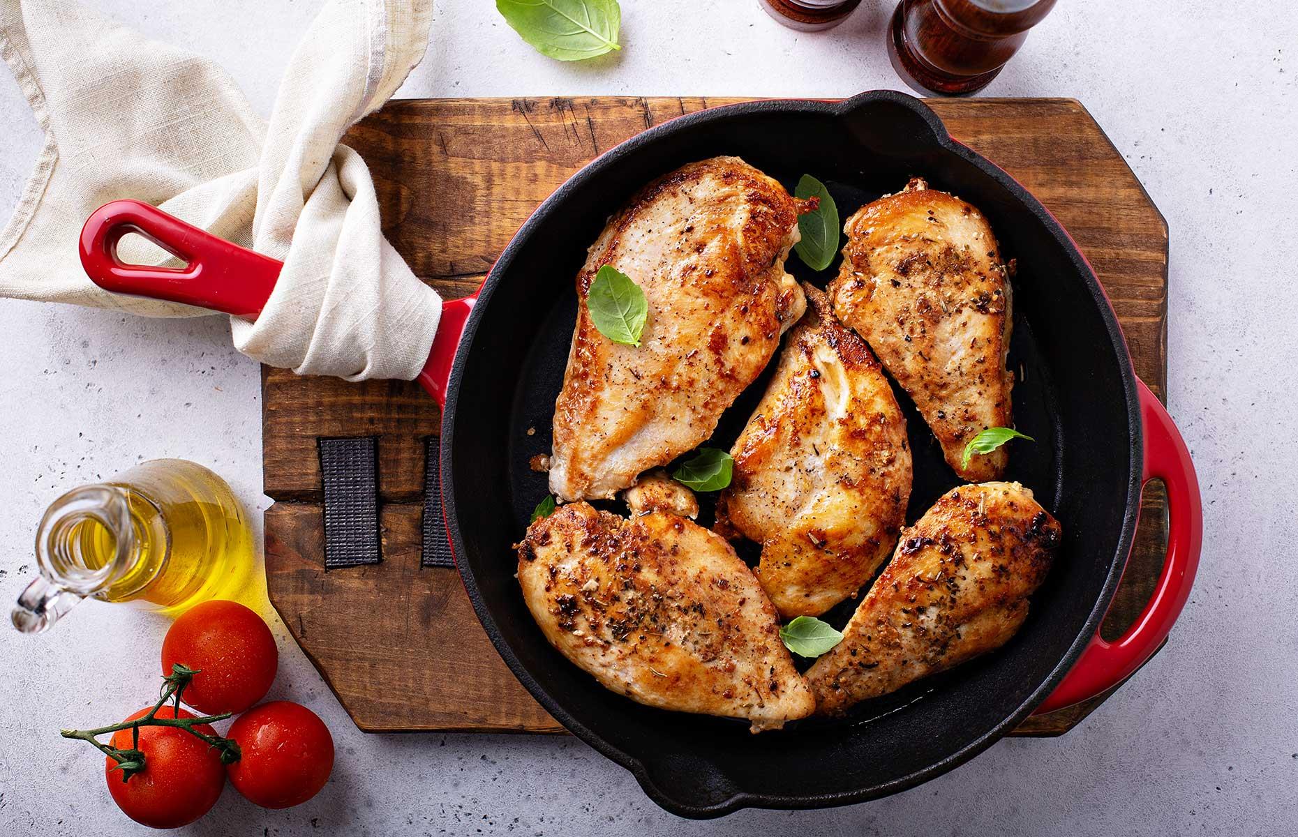 Cast iron pan