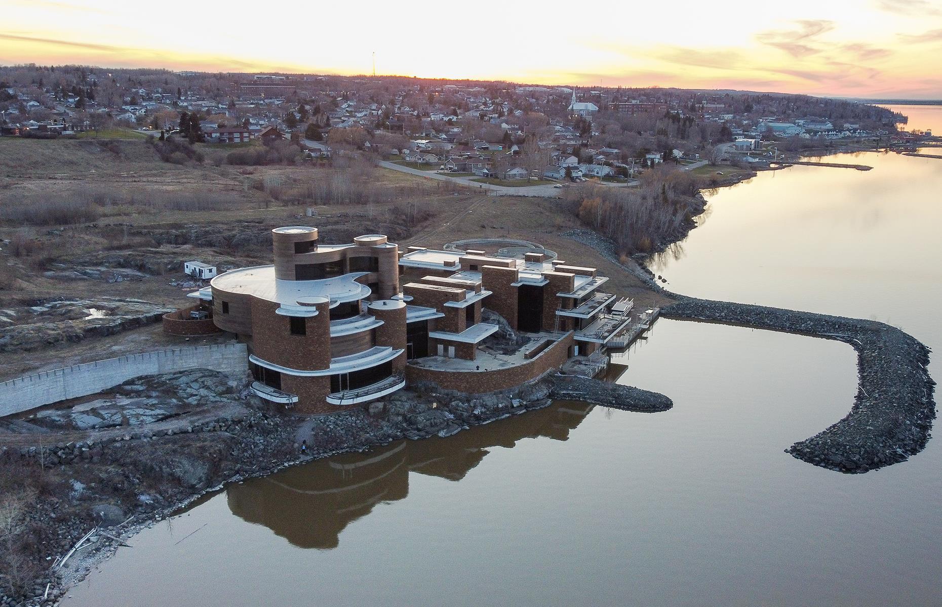 Peter Grant Mansion: Ontario