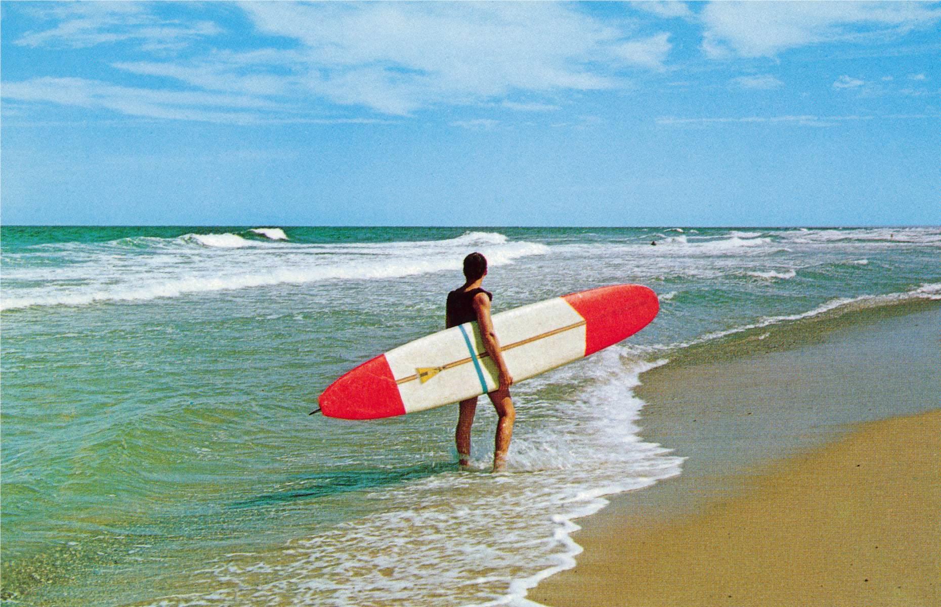 1969: Invention of the surfboard leash