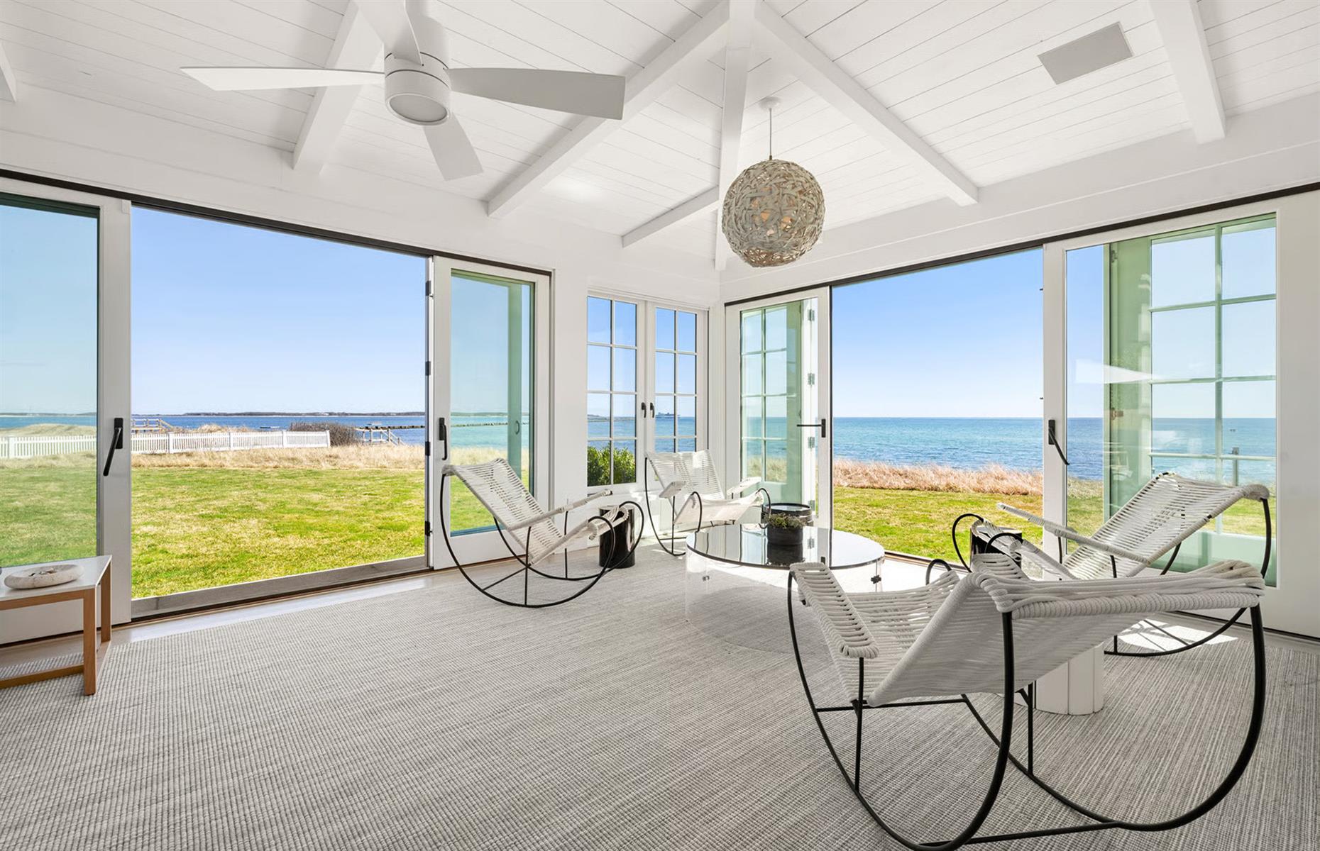 Taylor Swift's Hyannis Port home, Massachusetts, USA