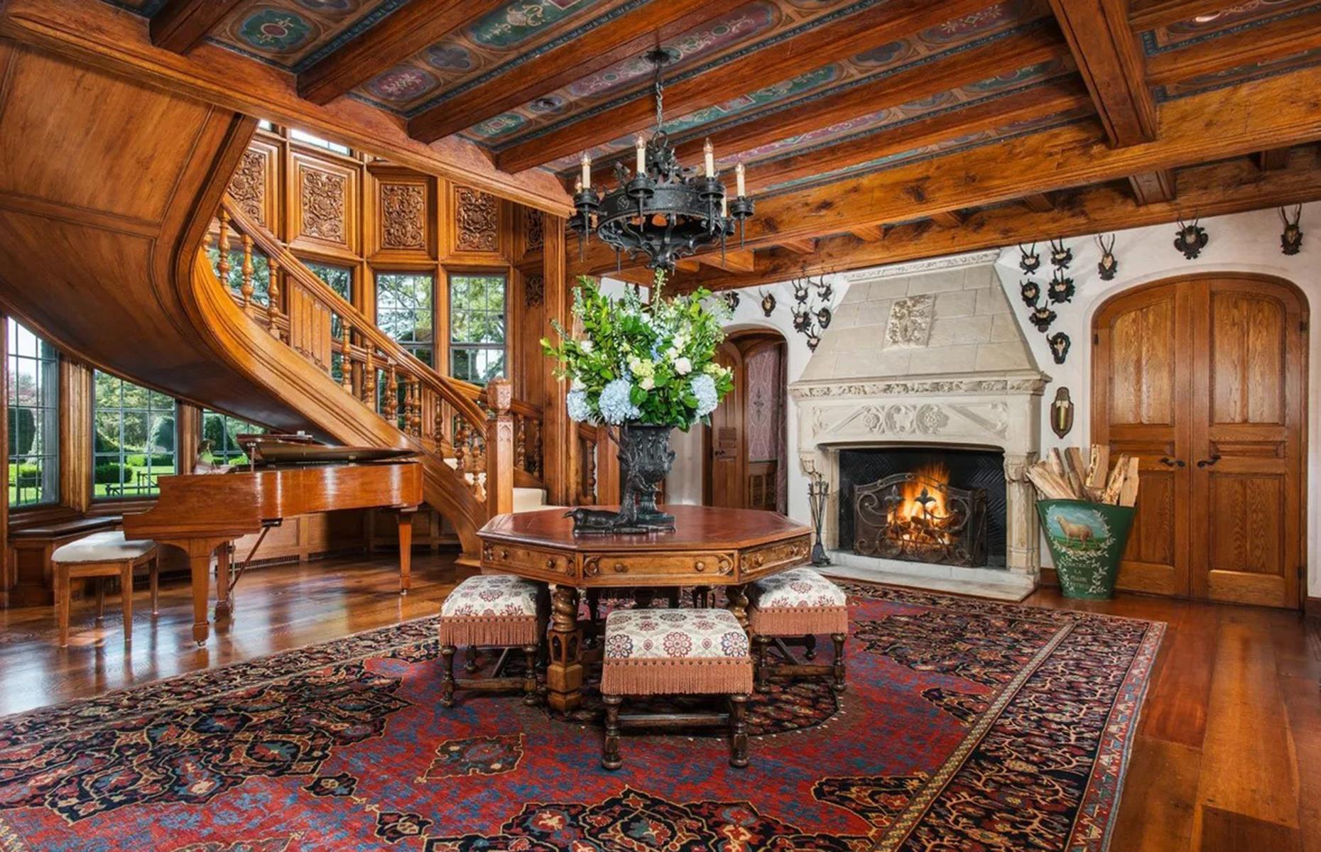 Tommy Hilfiger's Greenwich fairytale estate