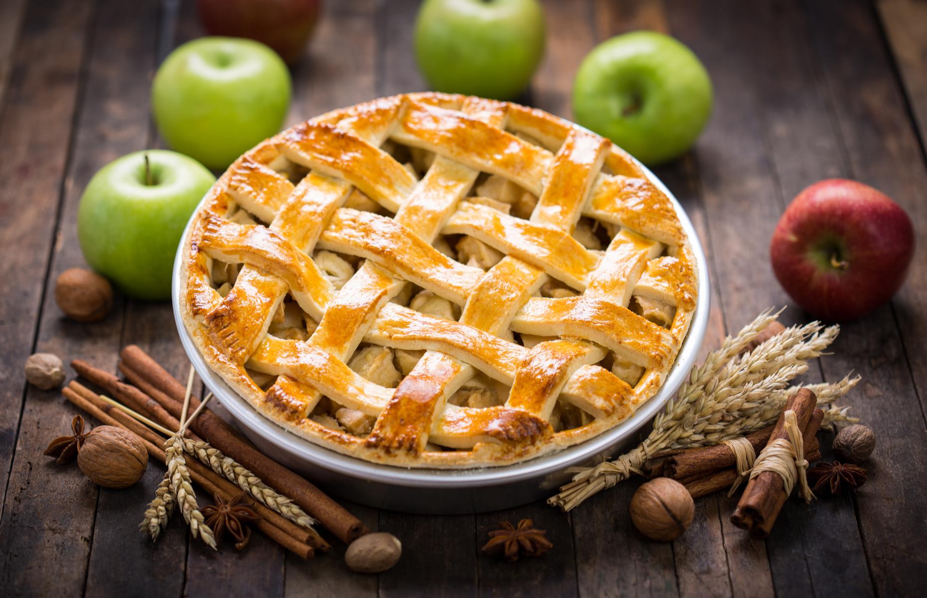 Apple skillet pie