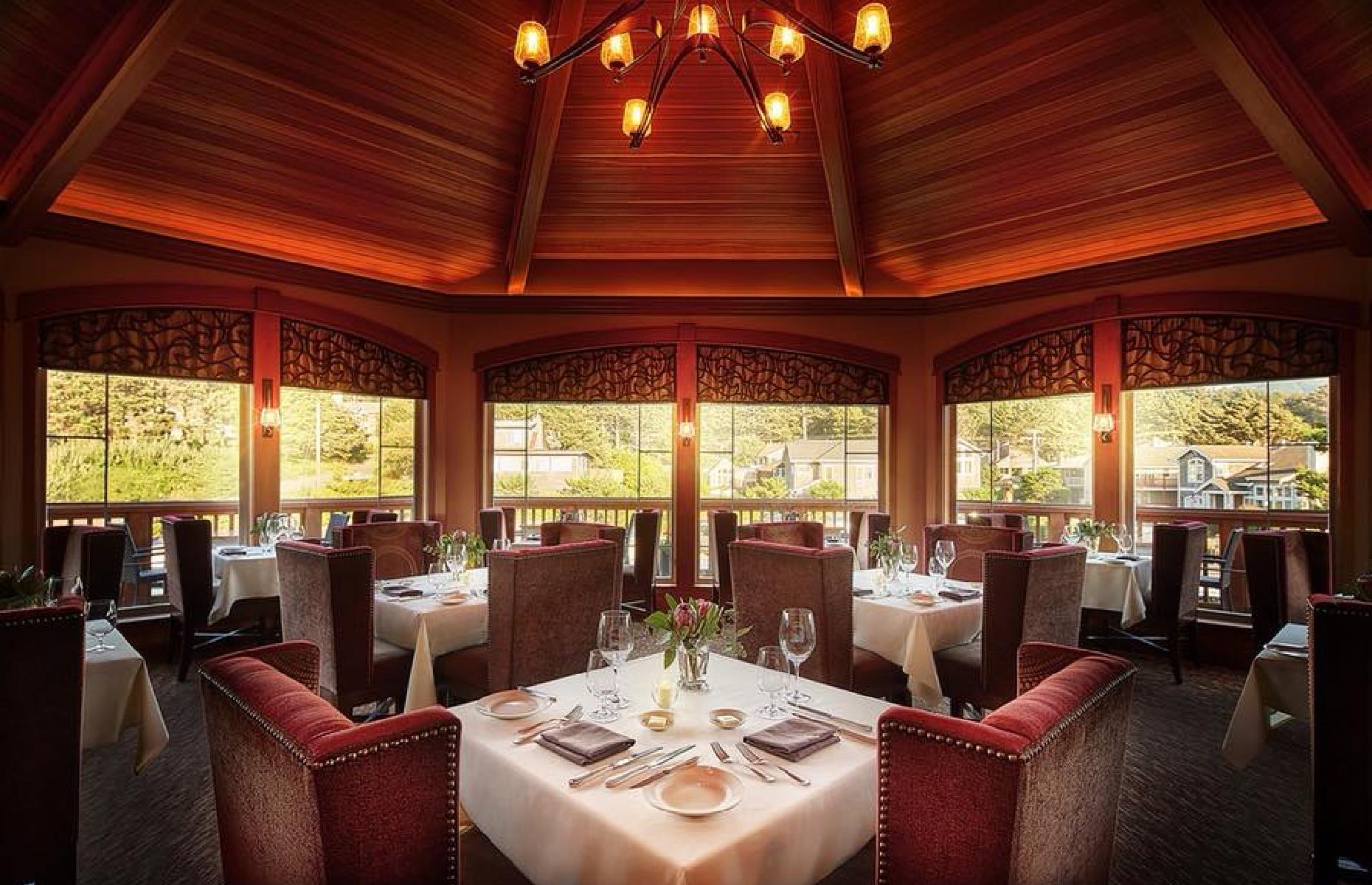 34. Stephanie Inn Dining Room, Cannon Beach, Oregon