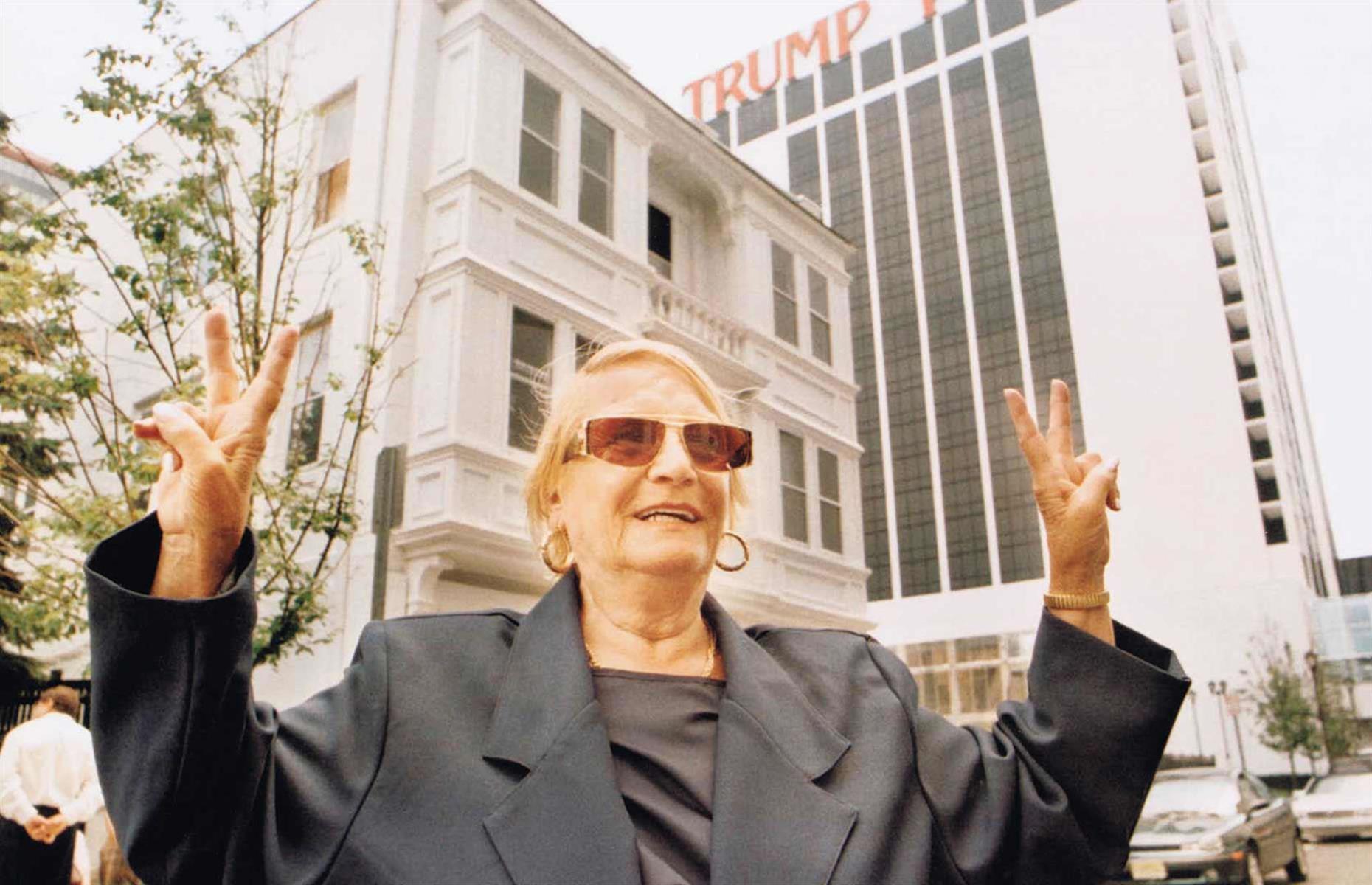 Vera Coking vs. Bob Guccione and Donald Trump