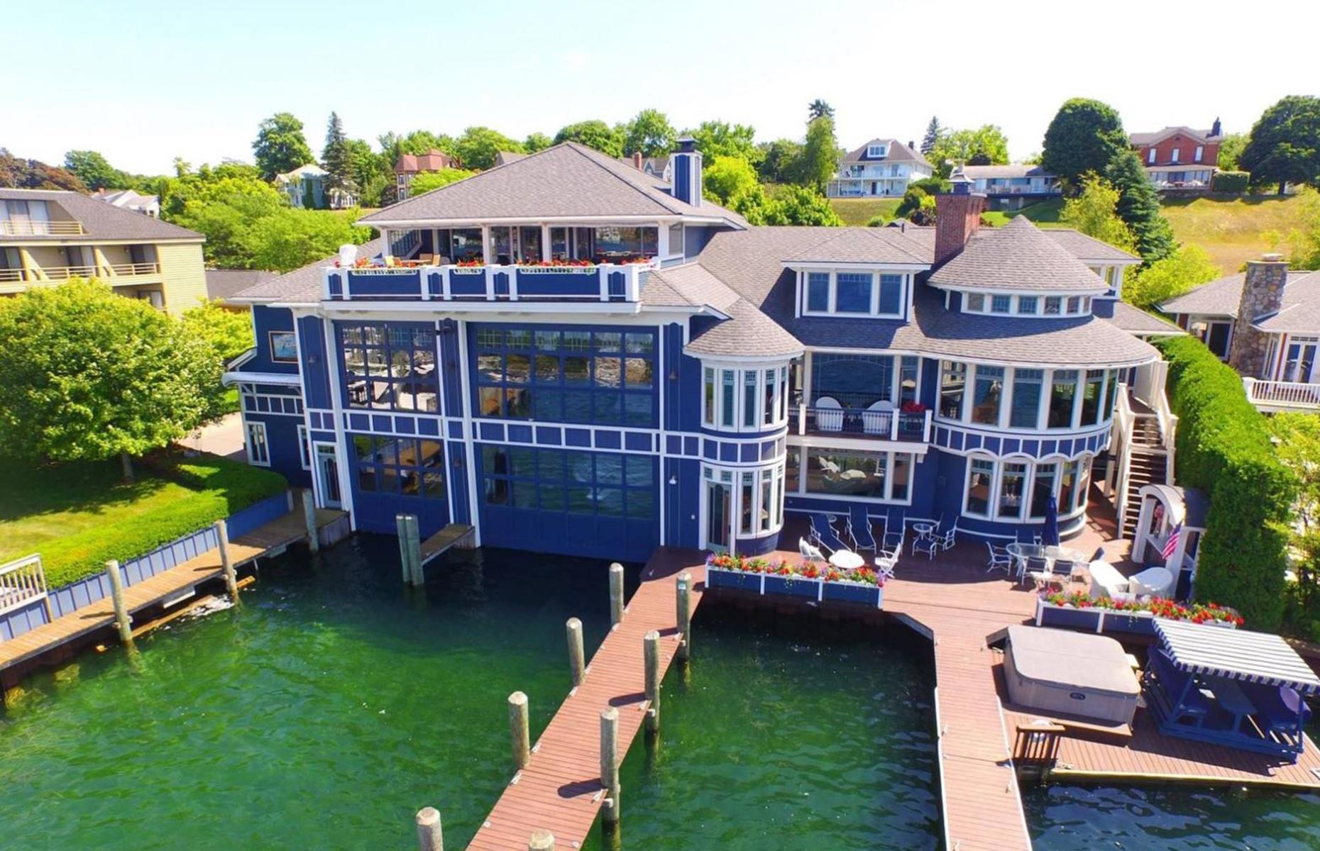Michigan: Elegant boathouse, Charlevoix, $6.8 million (£5.2m): The most incredible homes for sale in every US state