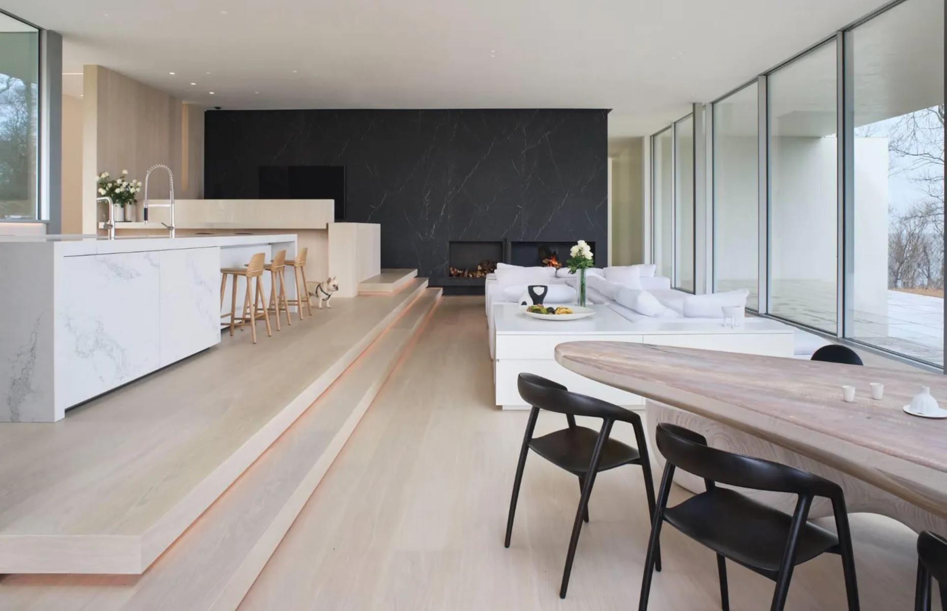 Hugh Jackman's Hamptons home: $5,555 (£4.5k) per night