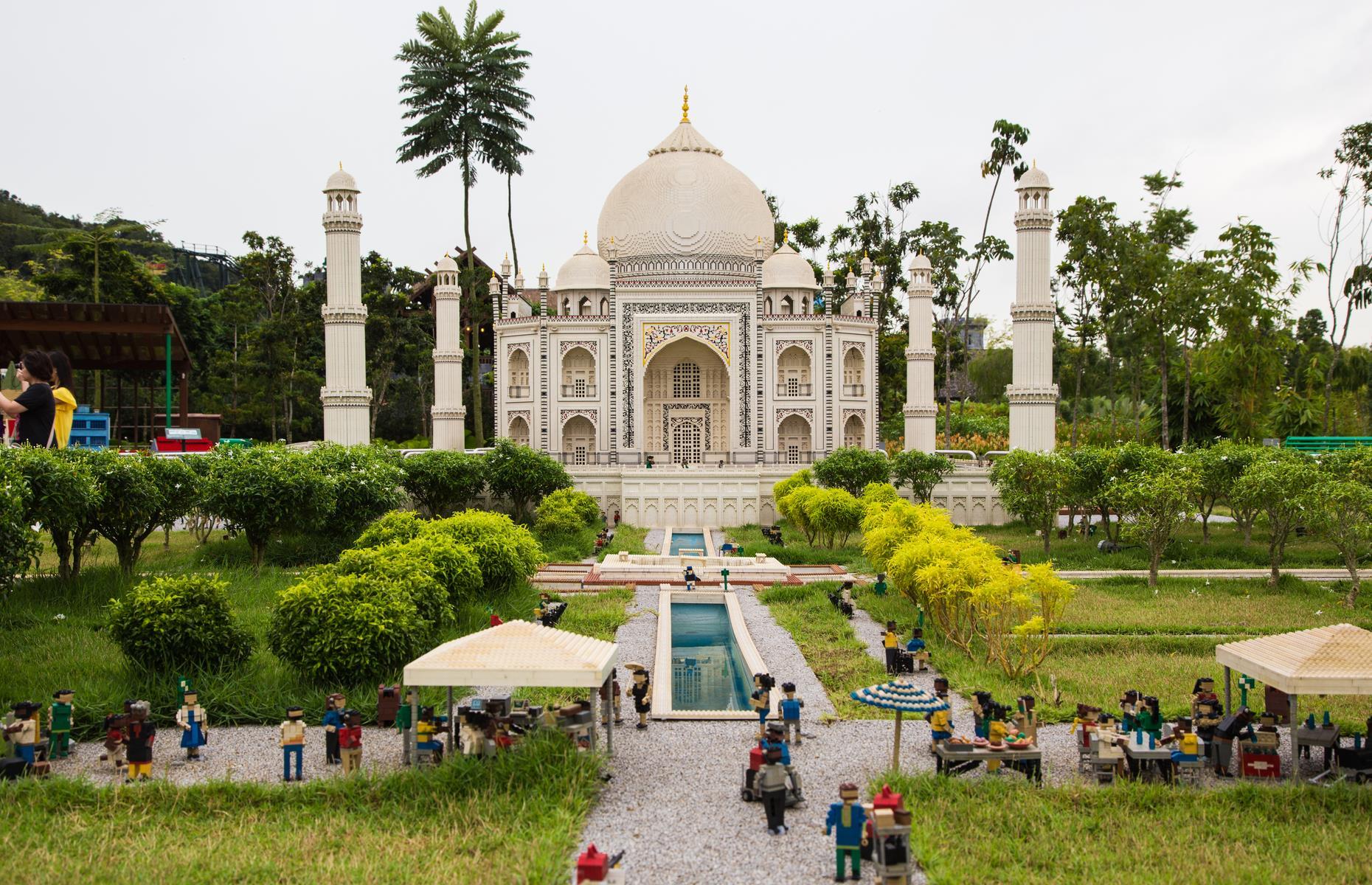 Taj Mahal, Legoland, Malaysia