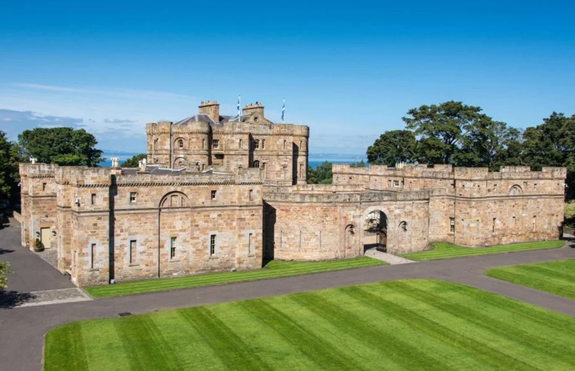 Seton Castle, Scotland, UK: $11.1 million (£8m)