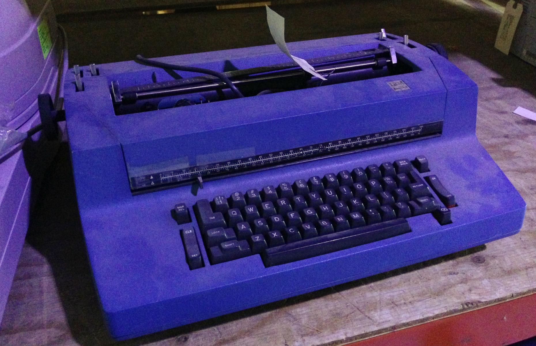 1961: electric typewriter