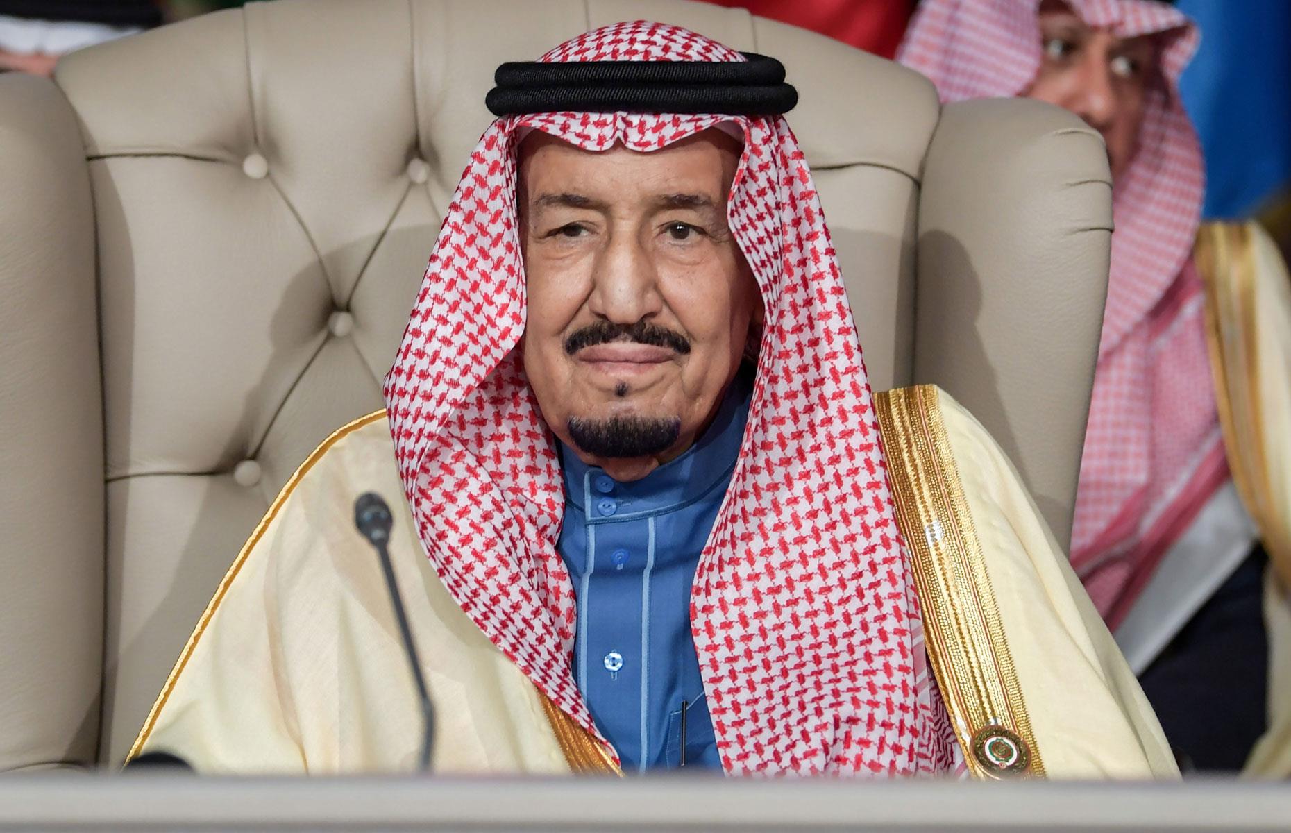 3e – Le roi Salman bin Abdulaziz Al Saud : jusqu’à 18,9 milliards d’euros