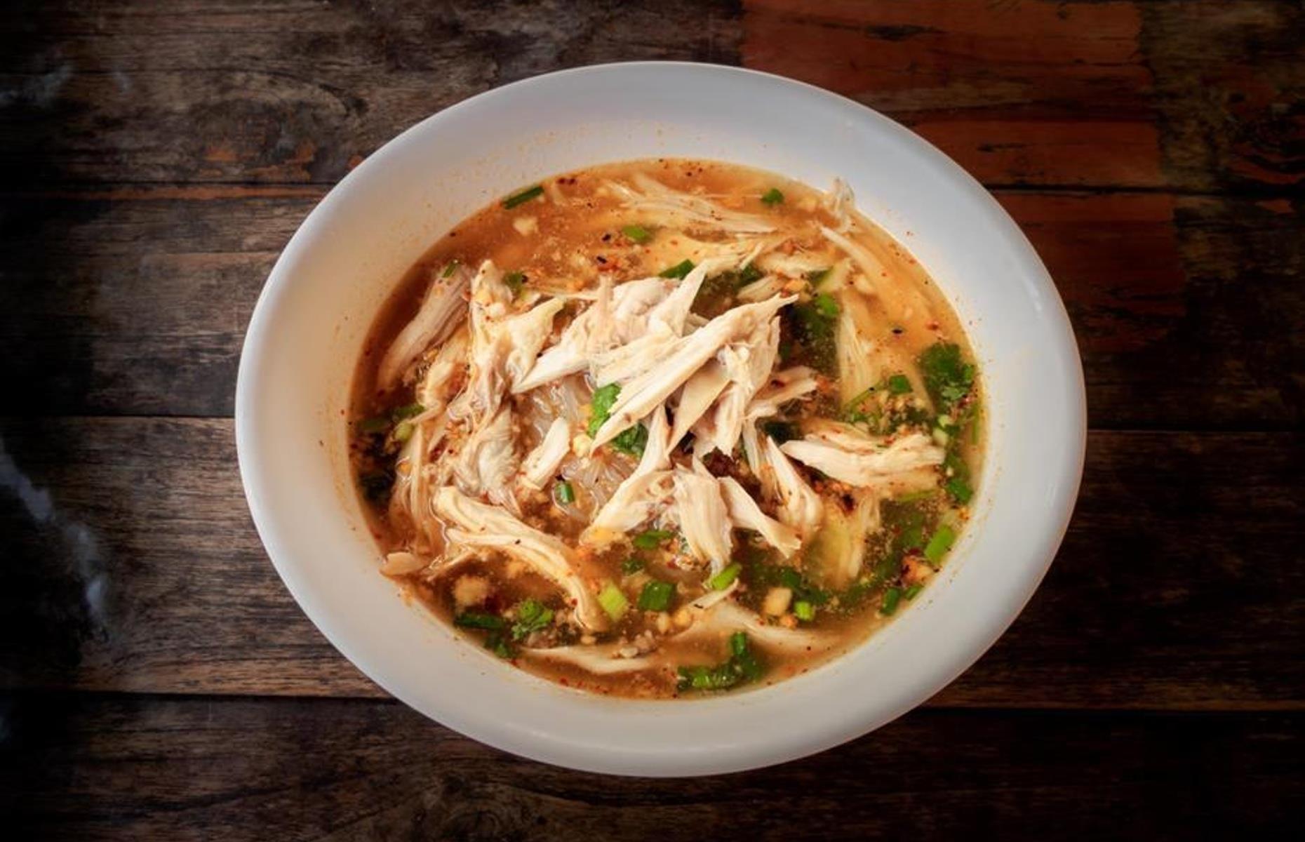Speedy chicken broth