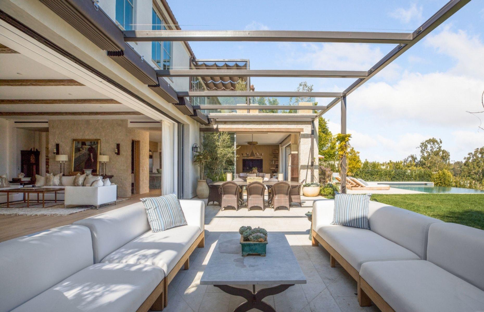 Michelle Pfeiffer's Pacific Palisades mansion: listed for $25 million 