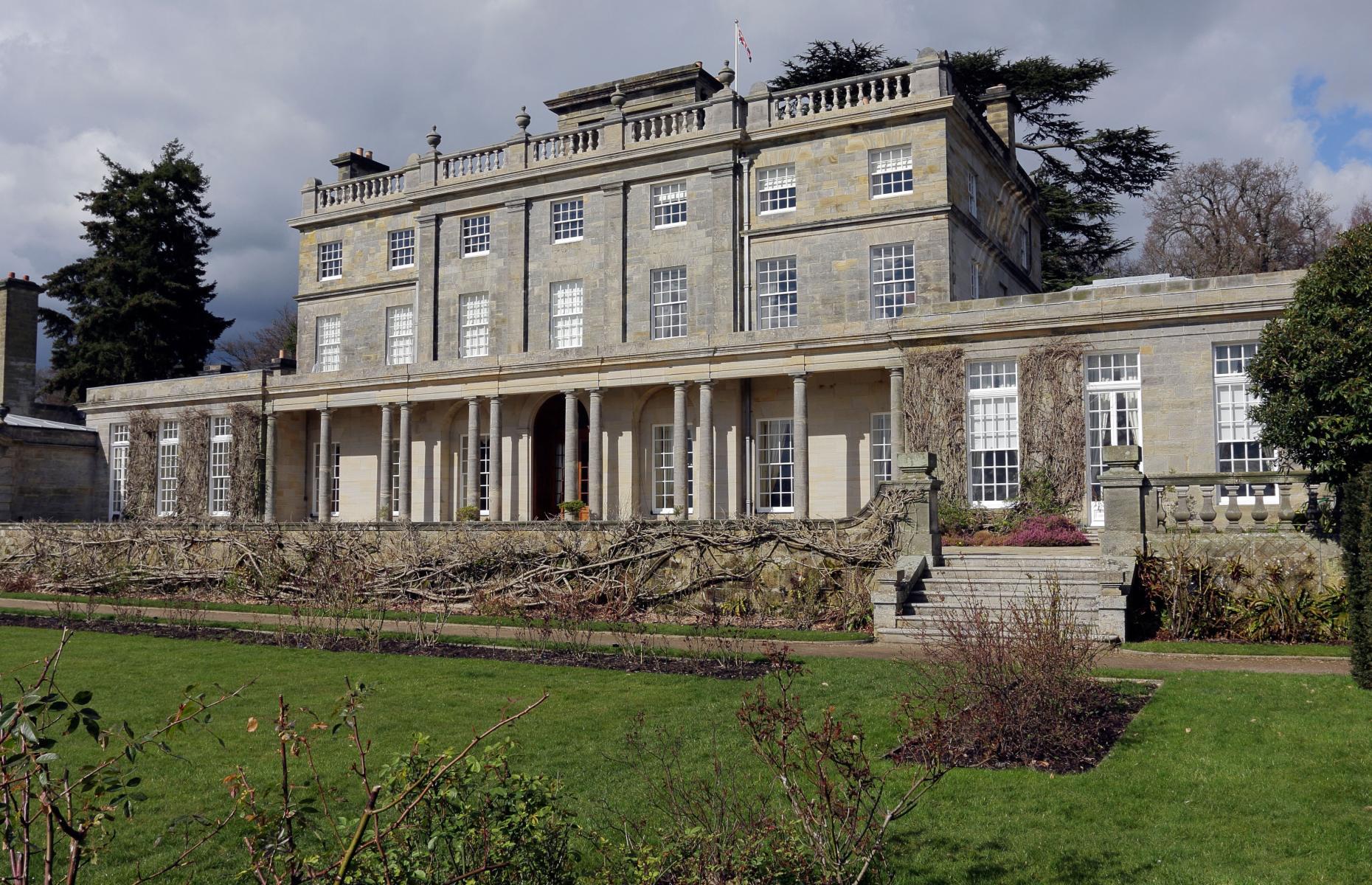 9 East Grinstead, Sussex, England
