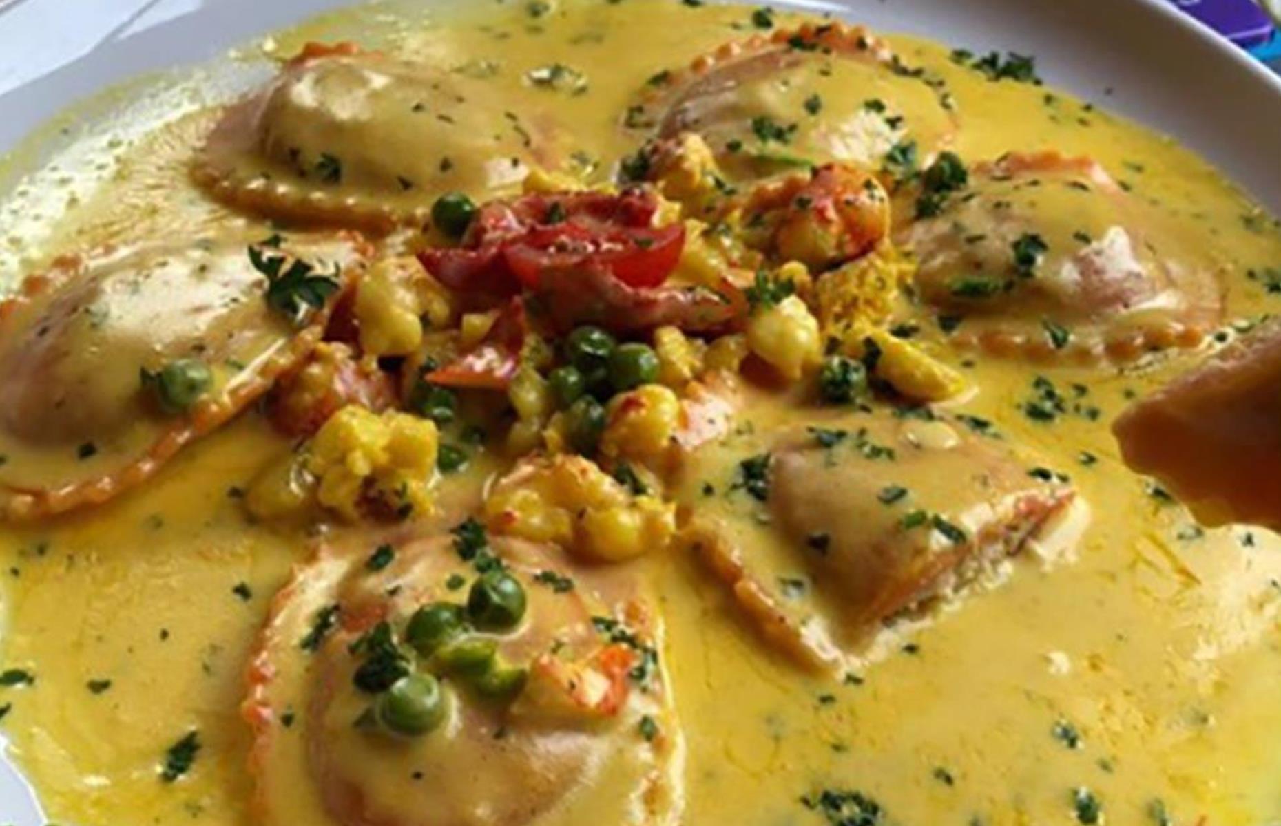 Florida: crab ravioli, Cafe Prima Pasta, Miami Beach