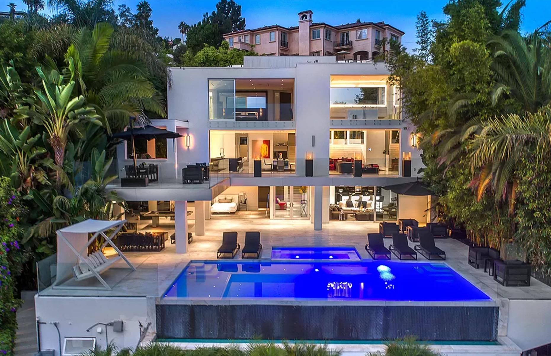 Justin Bieber's smaller rental
