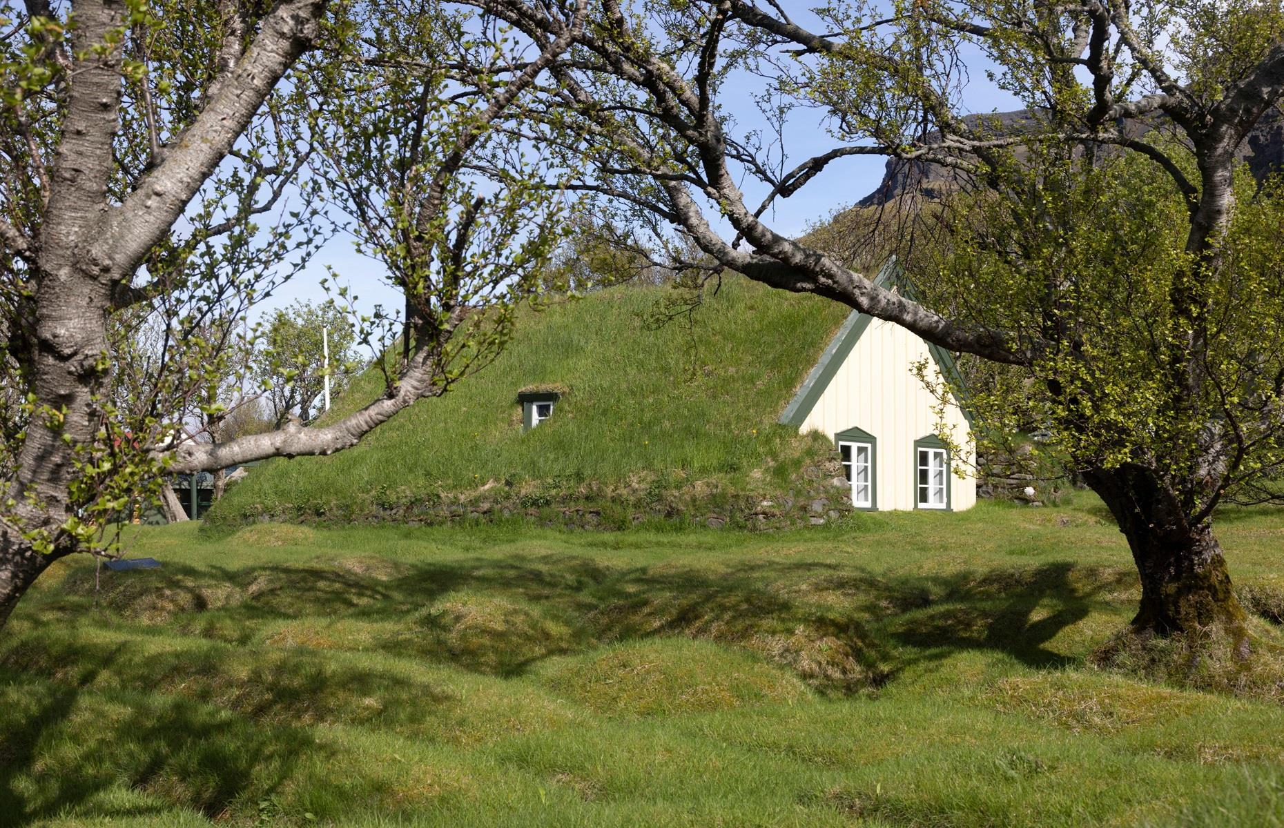 Turf homes, Hofskirkja, Iceland