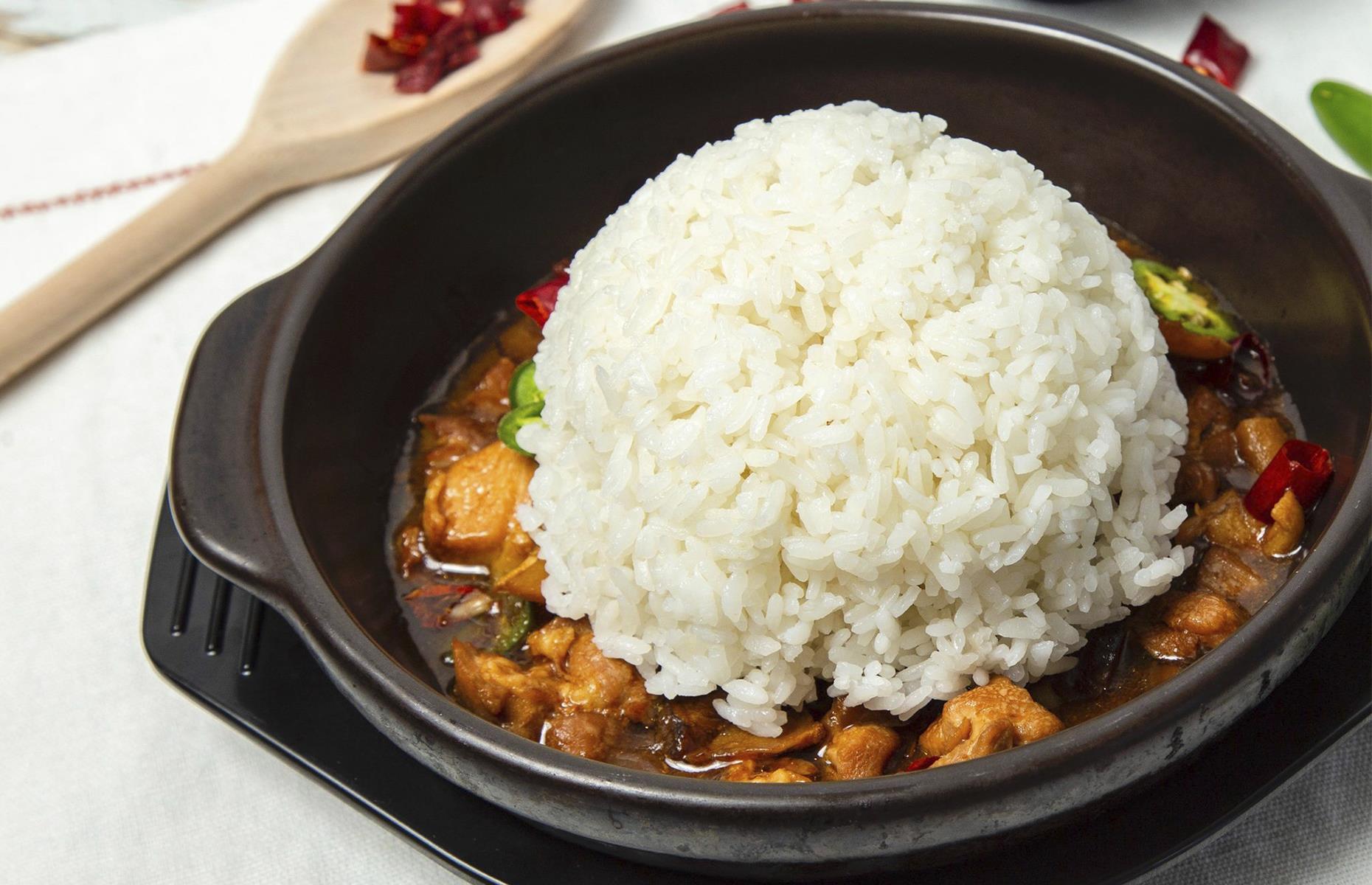 20. Yang’s Braised Chicken Rice, various locations
