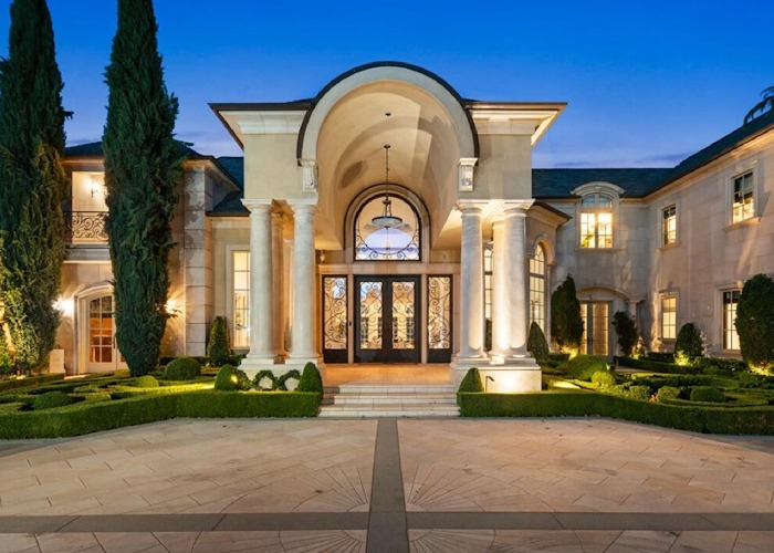 Jeffree Star's New Mega-Mansion Is $14.6 Million of Luxury: Go Inside