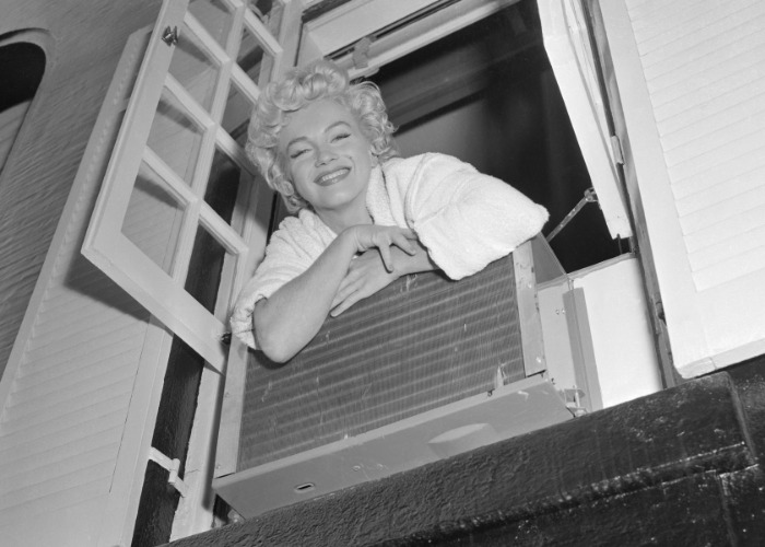 Marilyn Monroe S Beautiful Houses From Her Honeymoon Home To Her Final ...