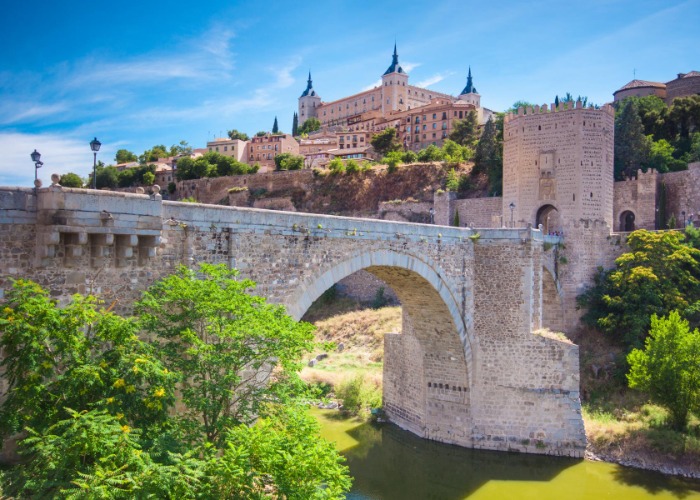 The most breathtaking walled towns and cities on Earth, ranked