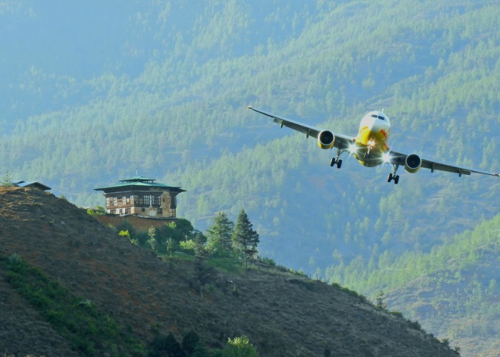 Hate turbulence? Avoid these flight routes