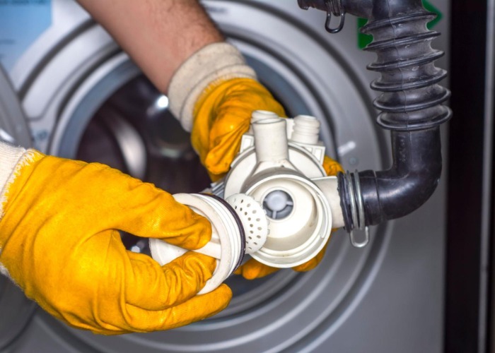 29 household appliance mistakes that are costing you money and risking your safety
