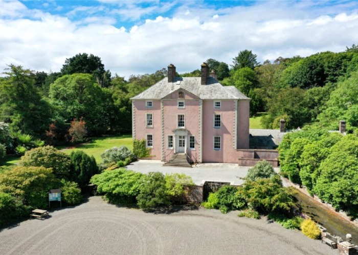 Take a look at this incredible manor estate with its own lighthouse worth £9.5m 