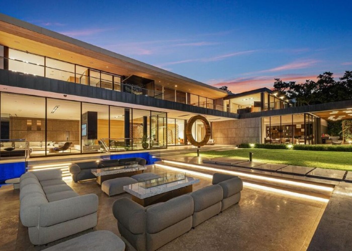 Tour The $75m Bel-Air Mansion Being Sold by a Saudi Prince