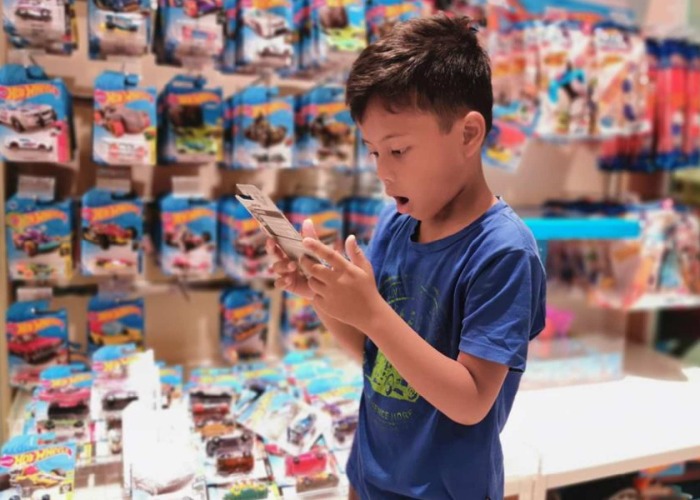 26 sneaky ways stores get you to spend more money
